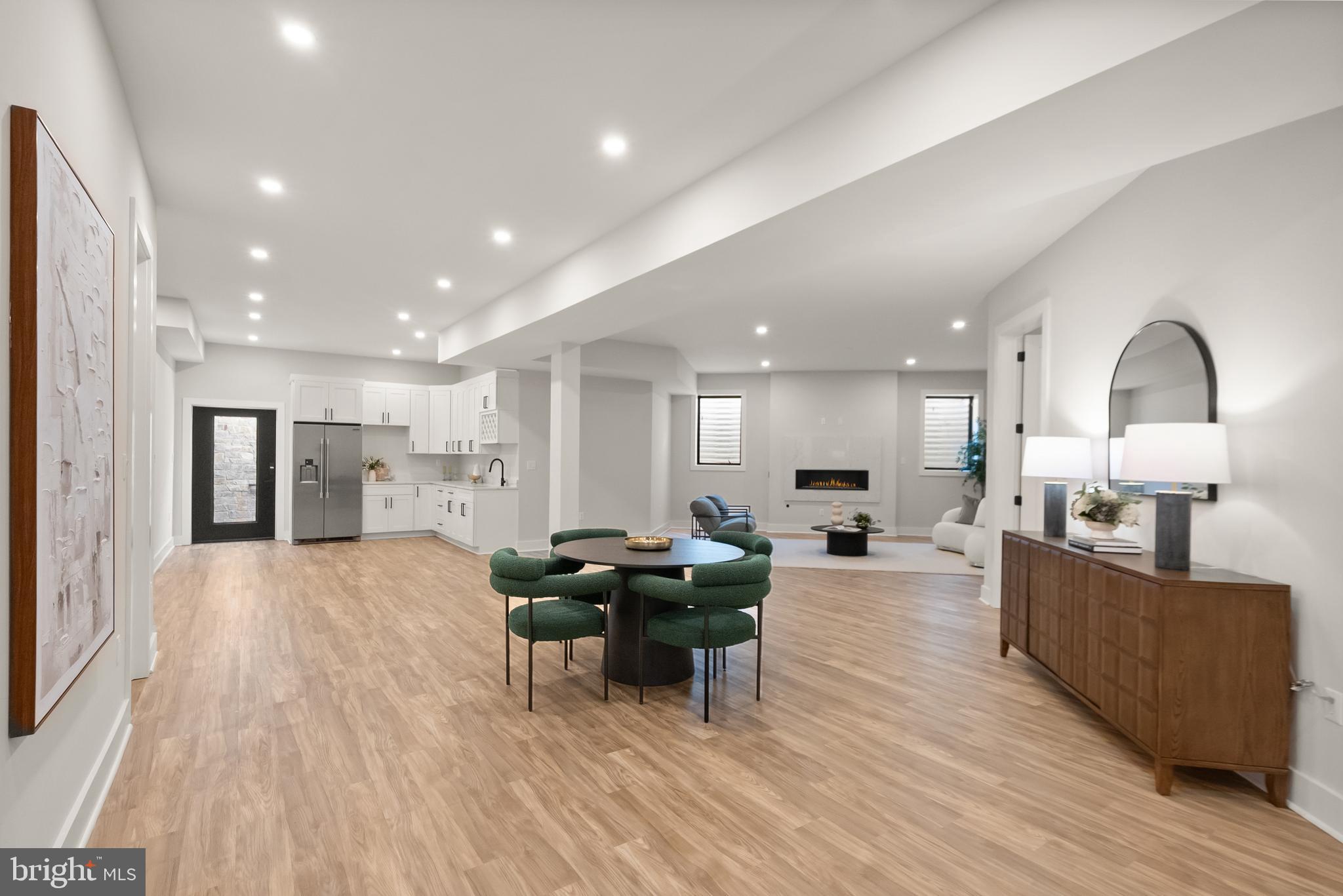 CENTREVILLE FARMS - Residential