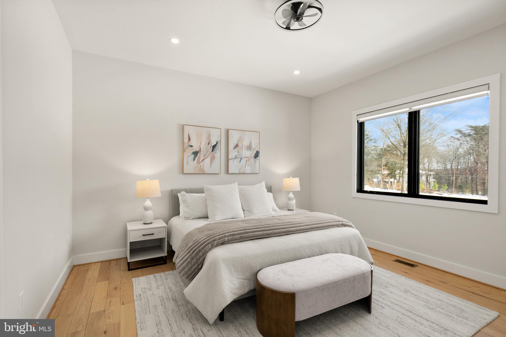 CENTREVILLE FARMS - Residential