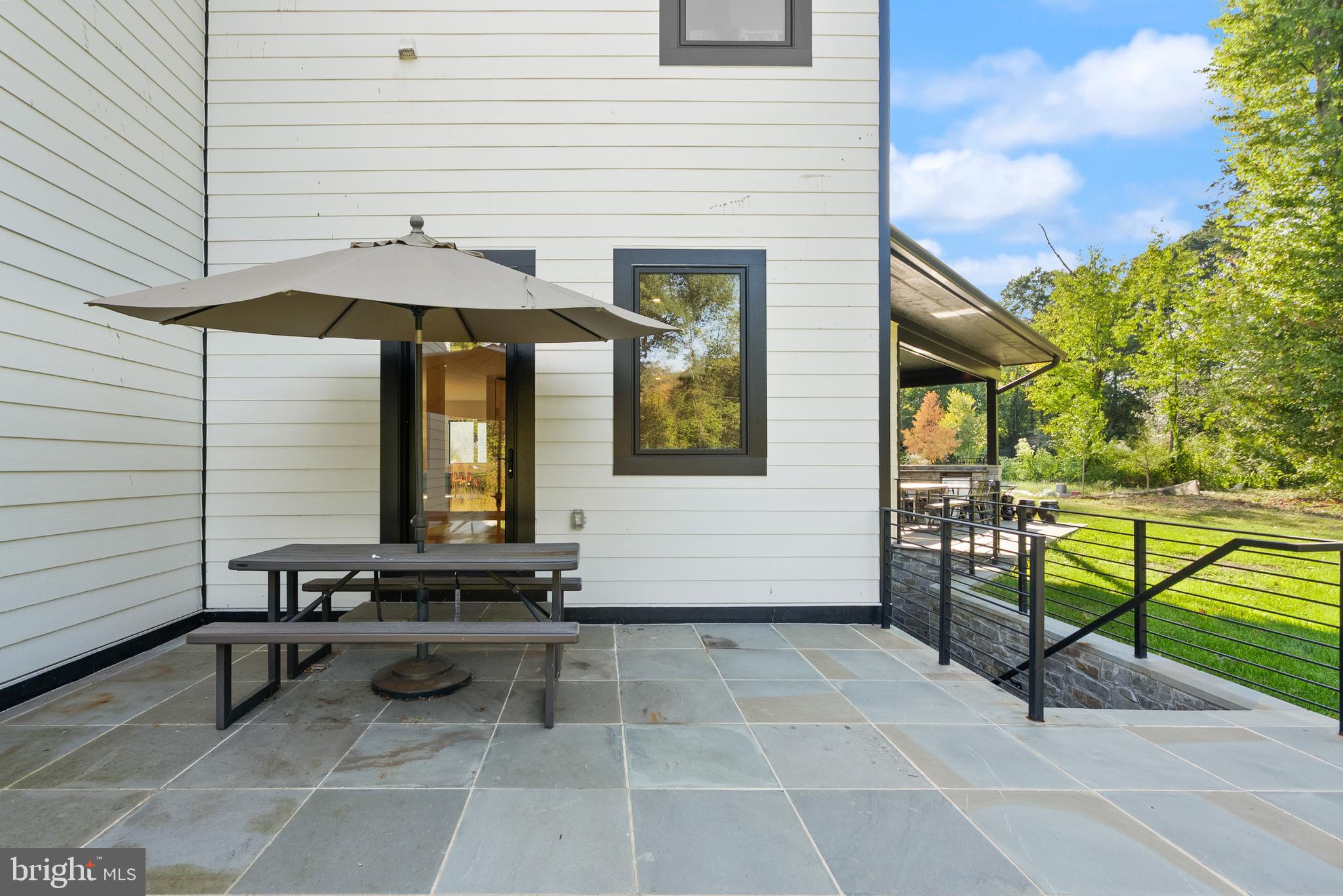 CENTREVILLE FARMS - Residential