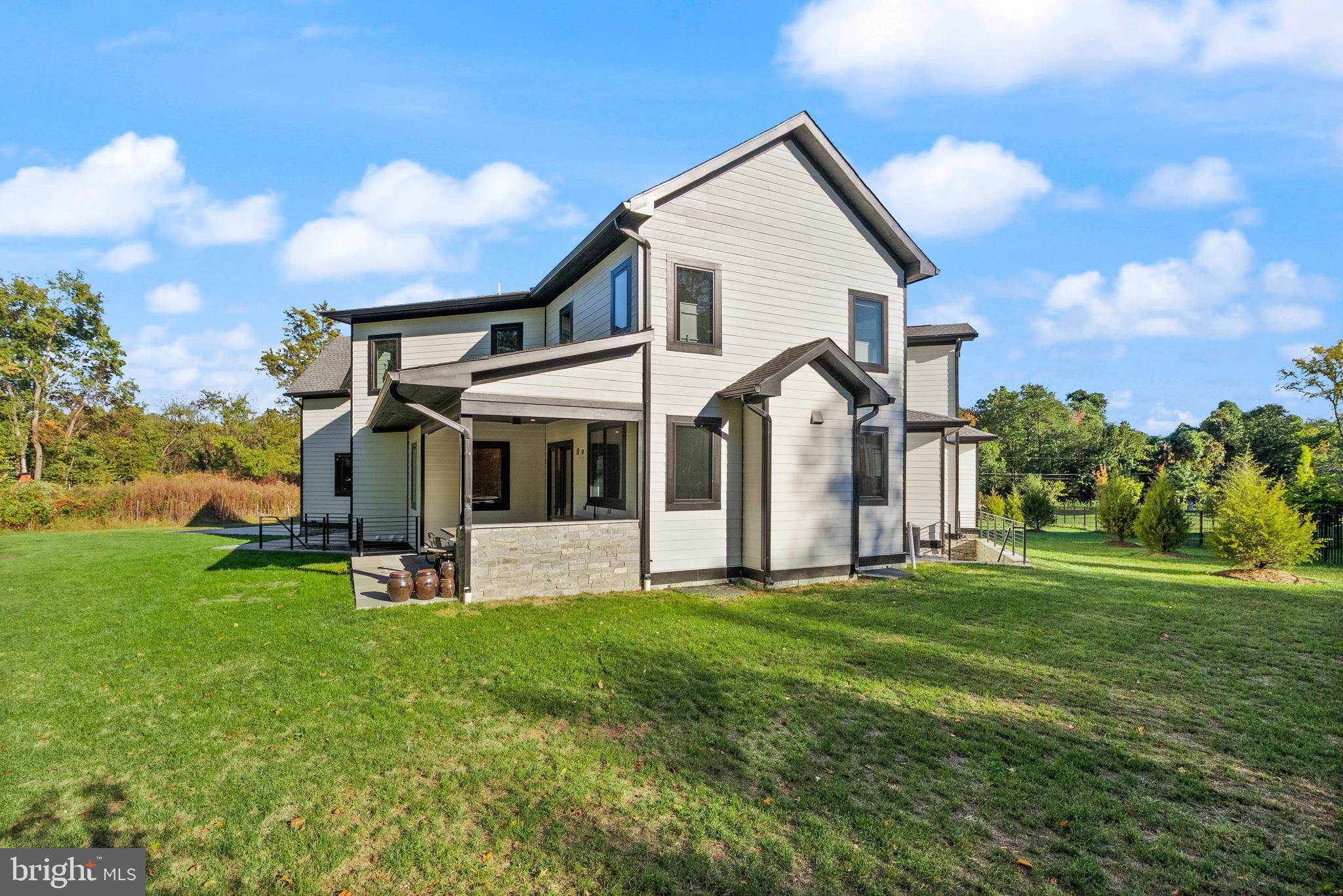 CENTREVILLE FARMS - Residential