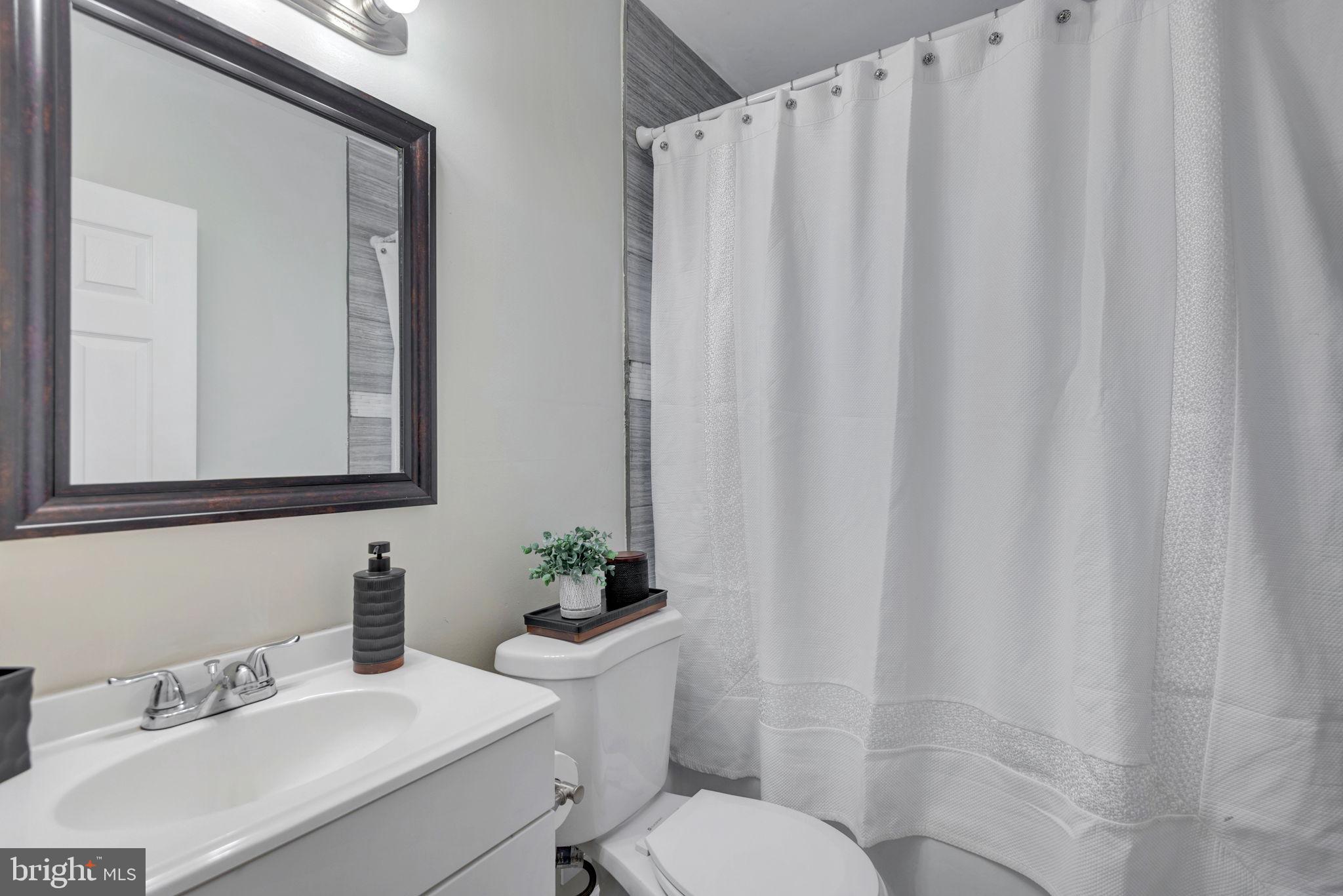 CAPITOL HEIGHTS - Residential