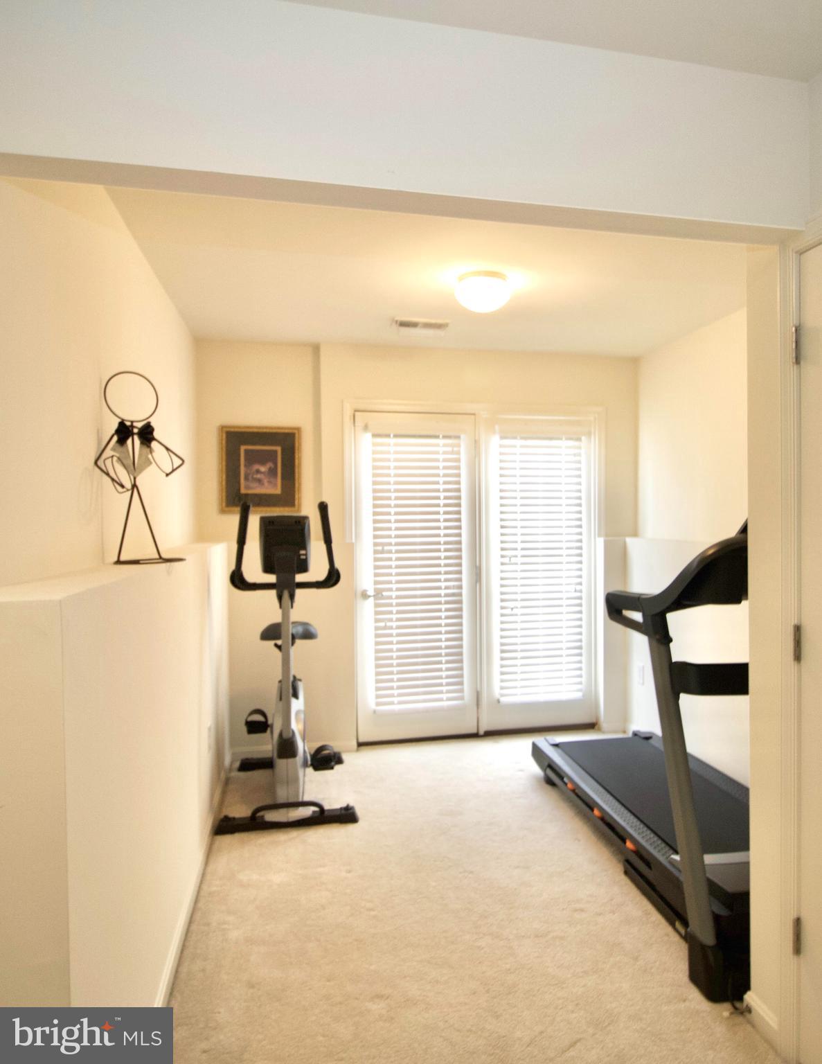 OAK TREE LANDING - Residential