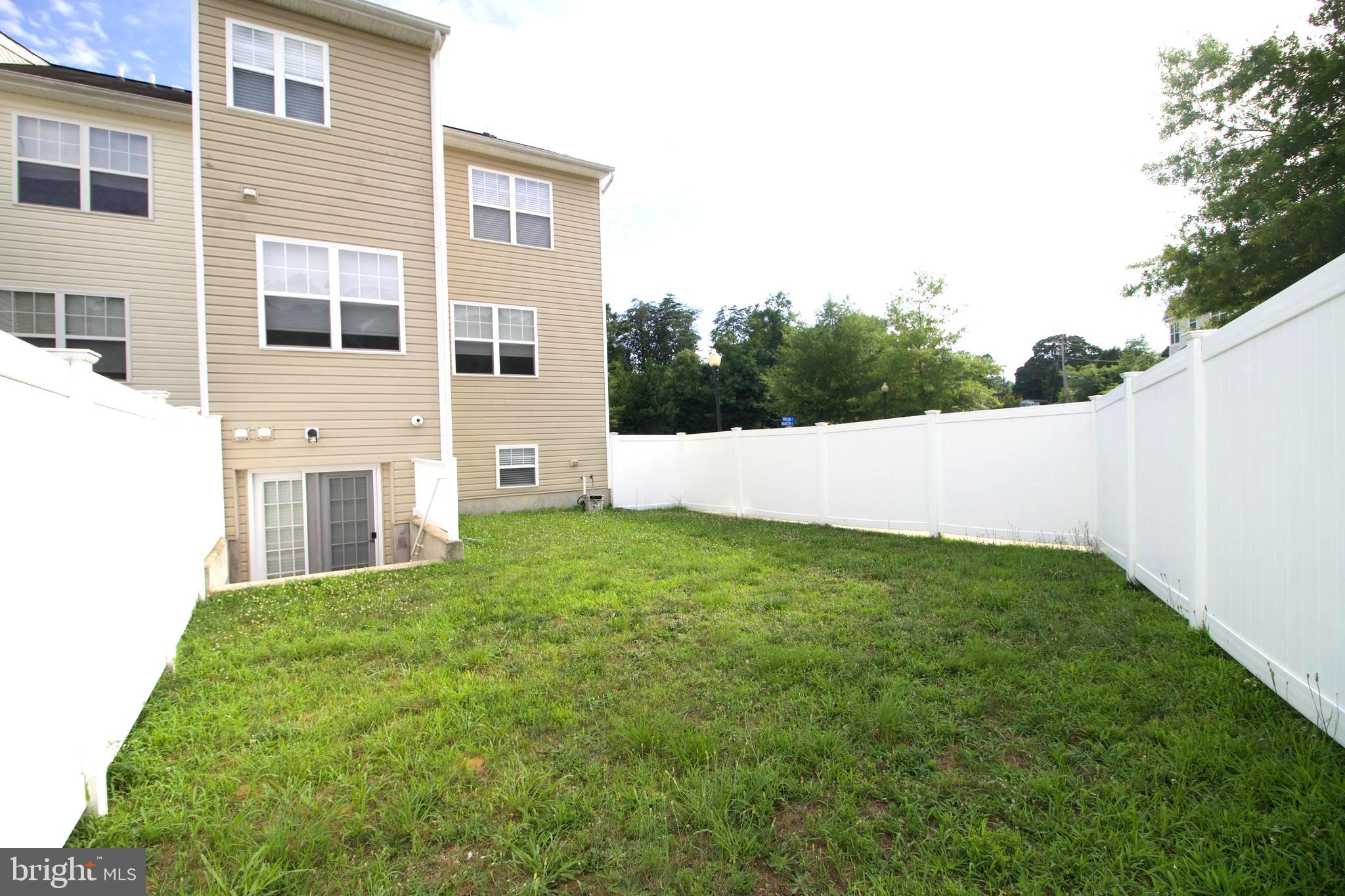 OAK TREE LANDING - Residential
