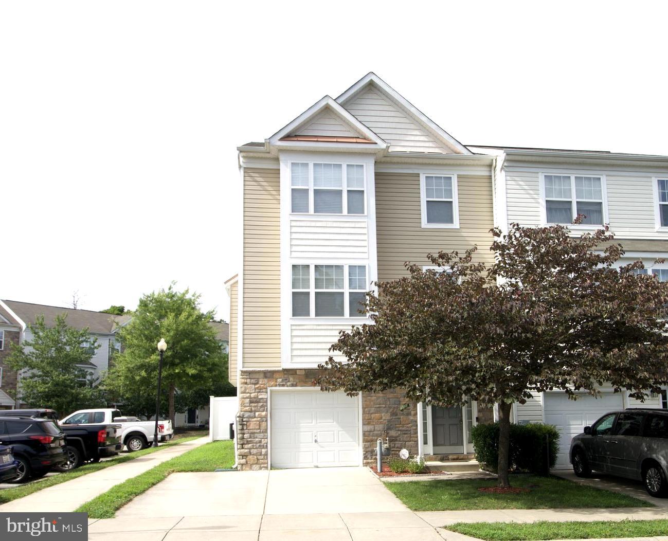 OAK TREE LANDING - Residential