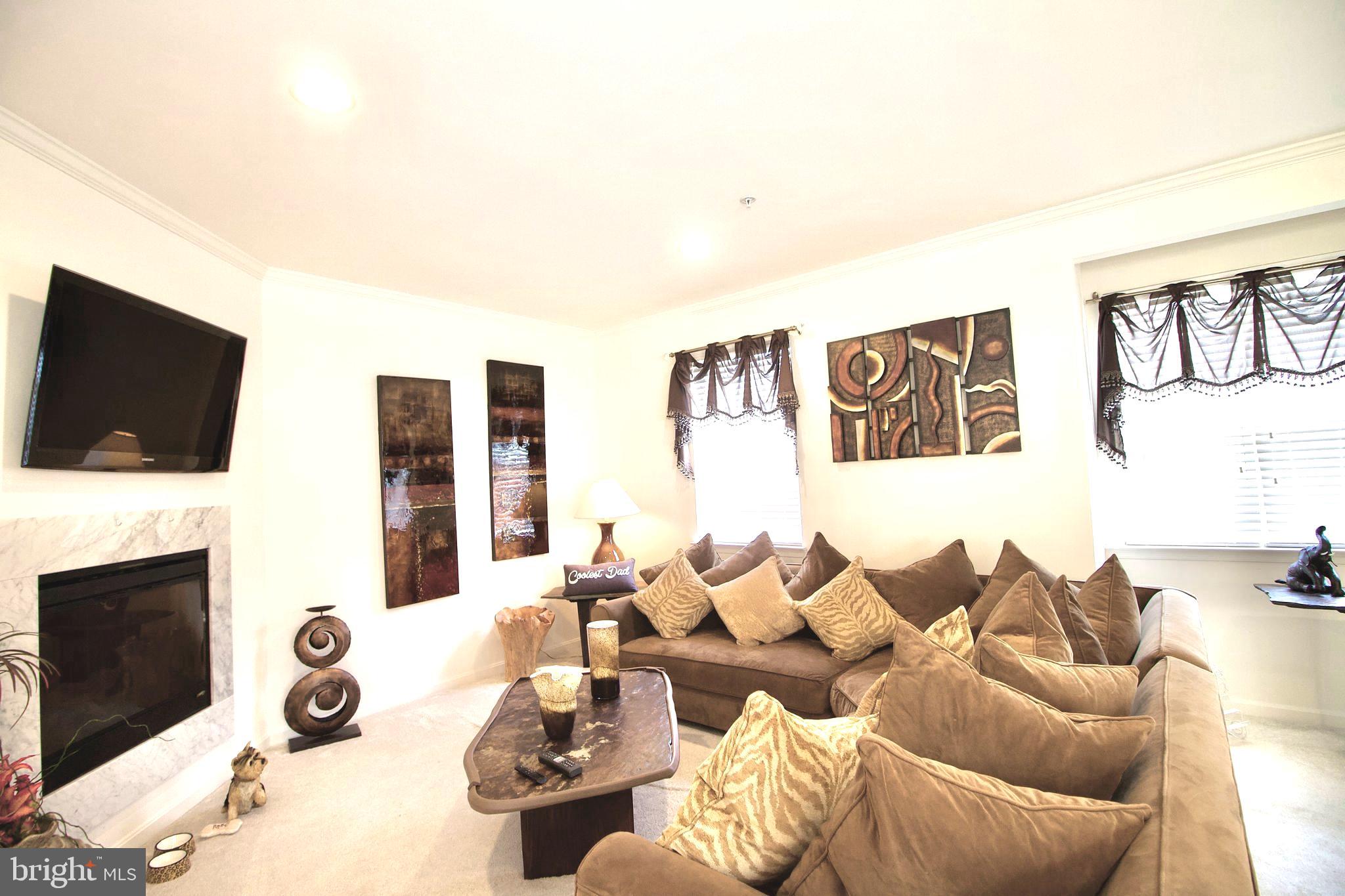 OAK TREE LANDING - Residential