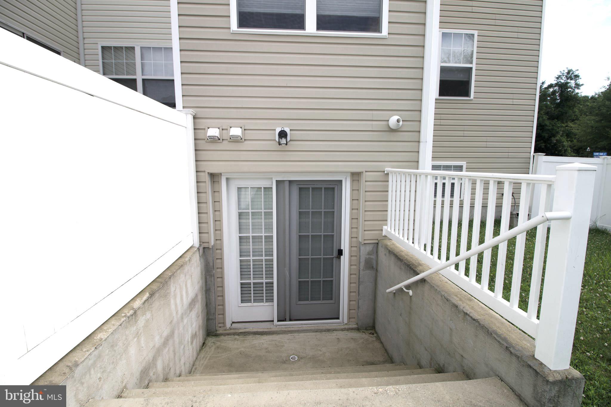 OAK TREE LANDING - Residential