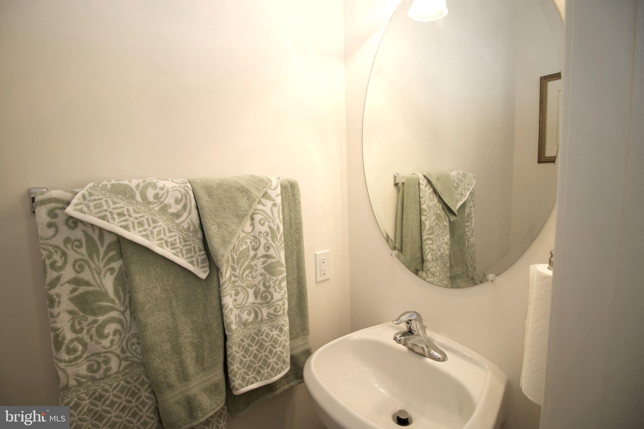 OAK TREE LANDING - Residential