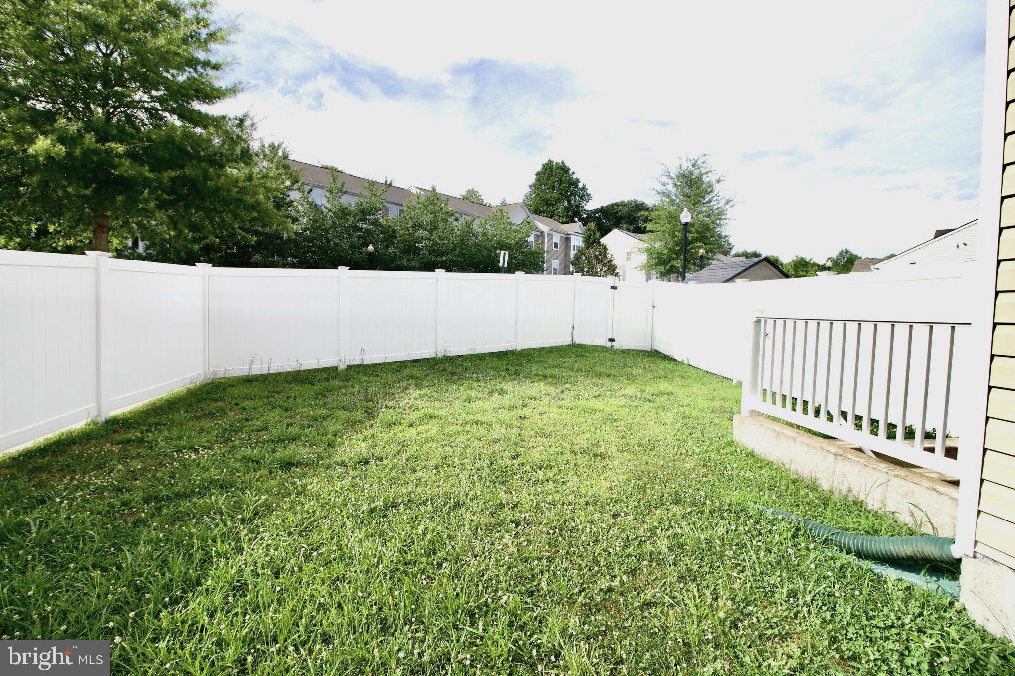 OAK TREE LANDING - Residential