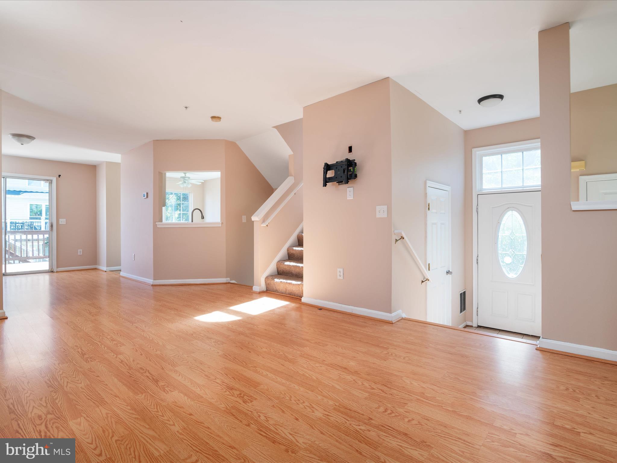 SEVEN OAKS - Residential