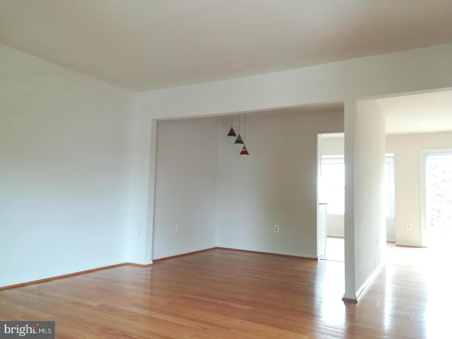 3055 HICKORY GROVE COURT