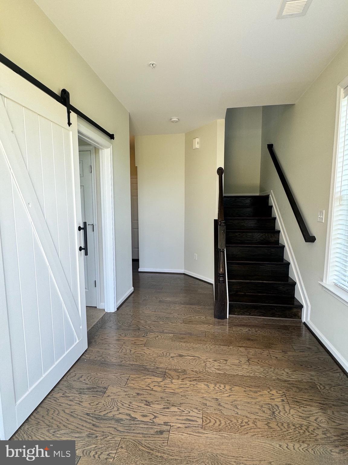 ELLENDALE - Residential Lease