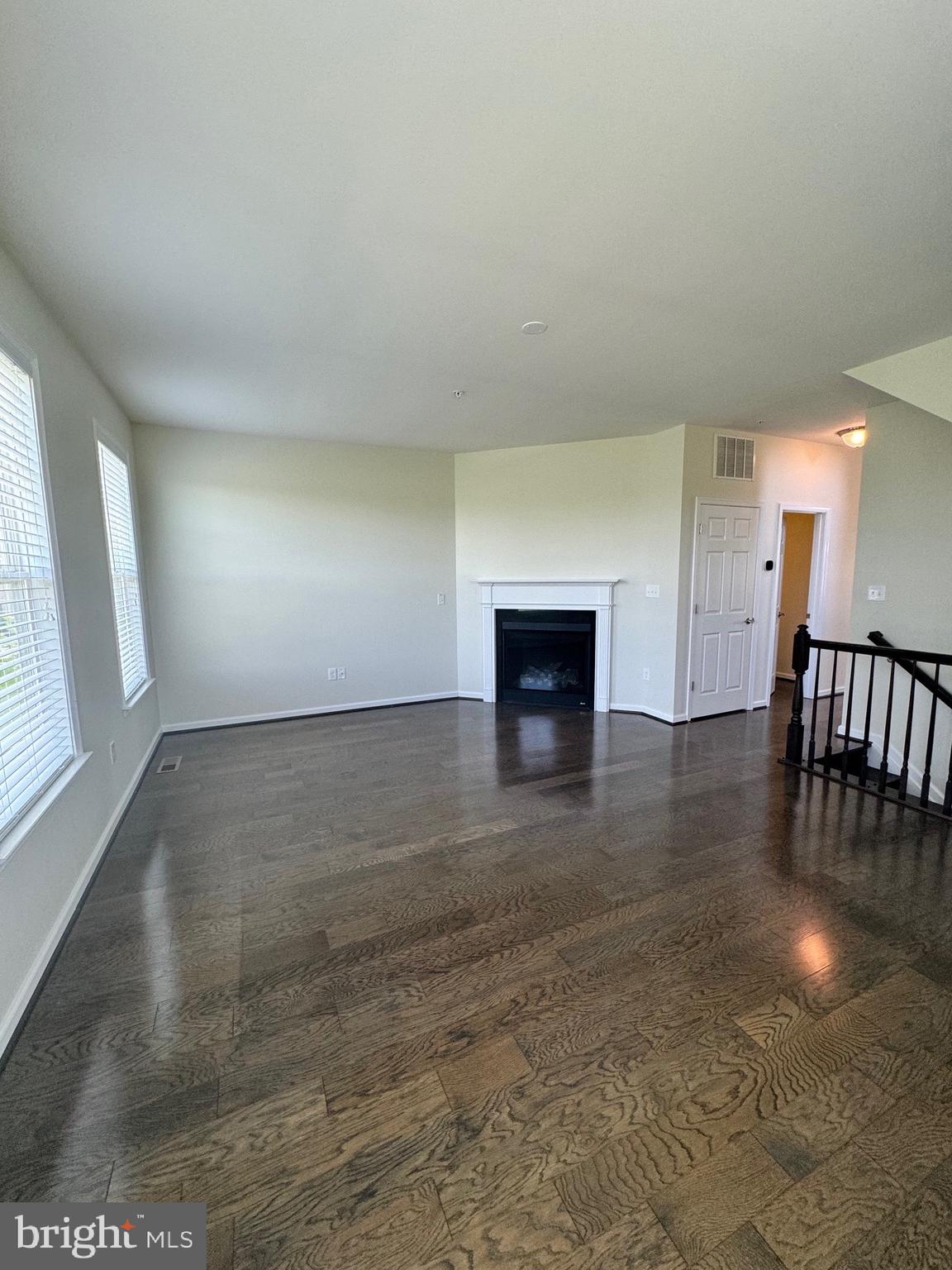 ELLENDALE - Residential Lease