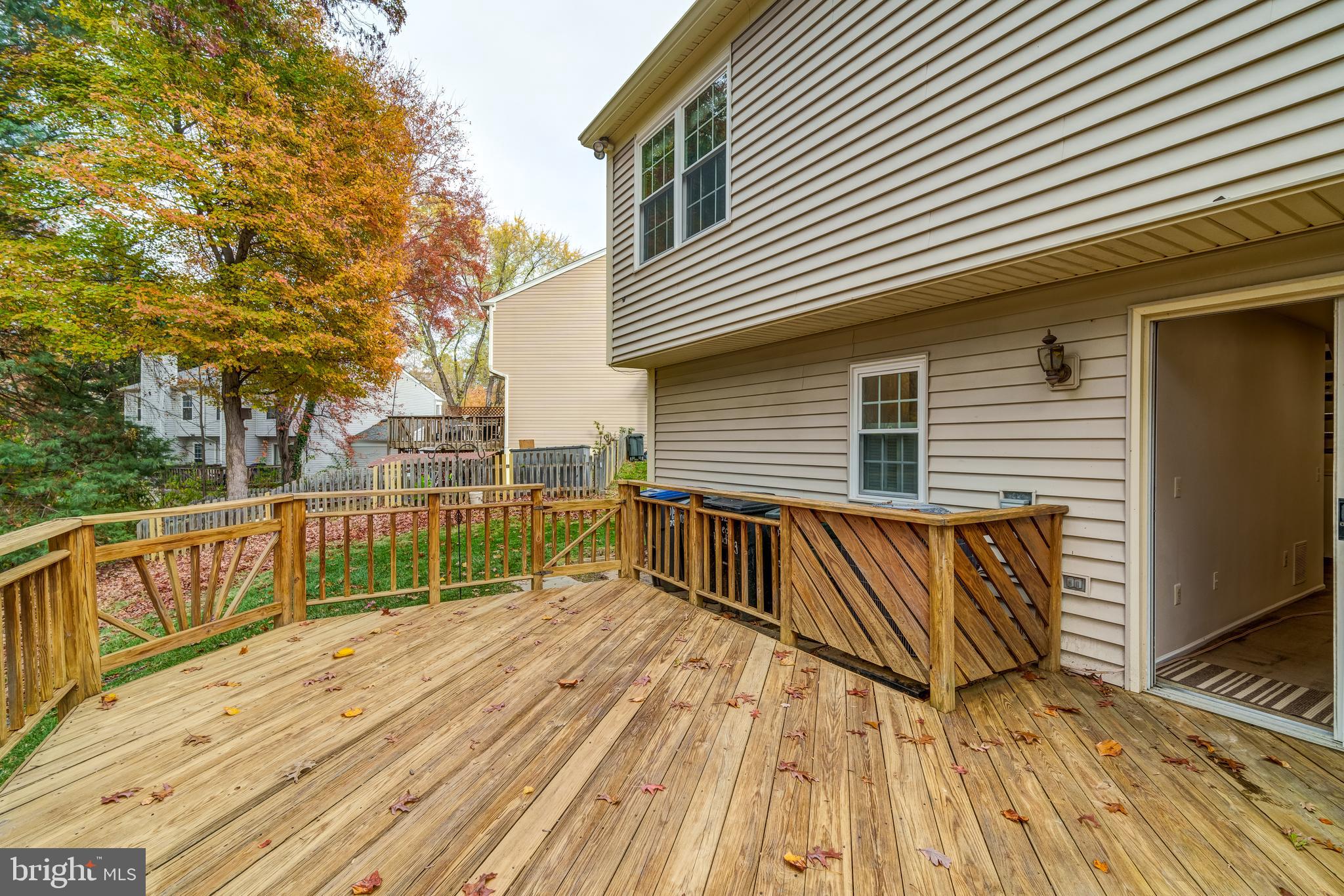 BURKE CENTRE - Residential Lease