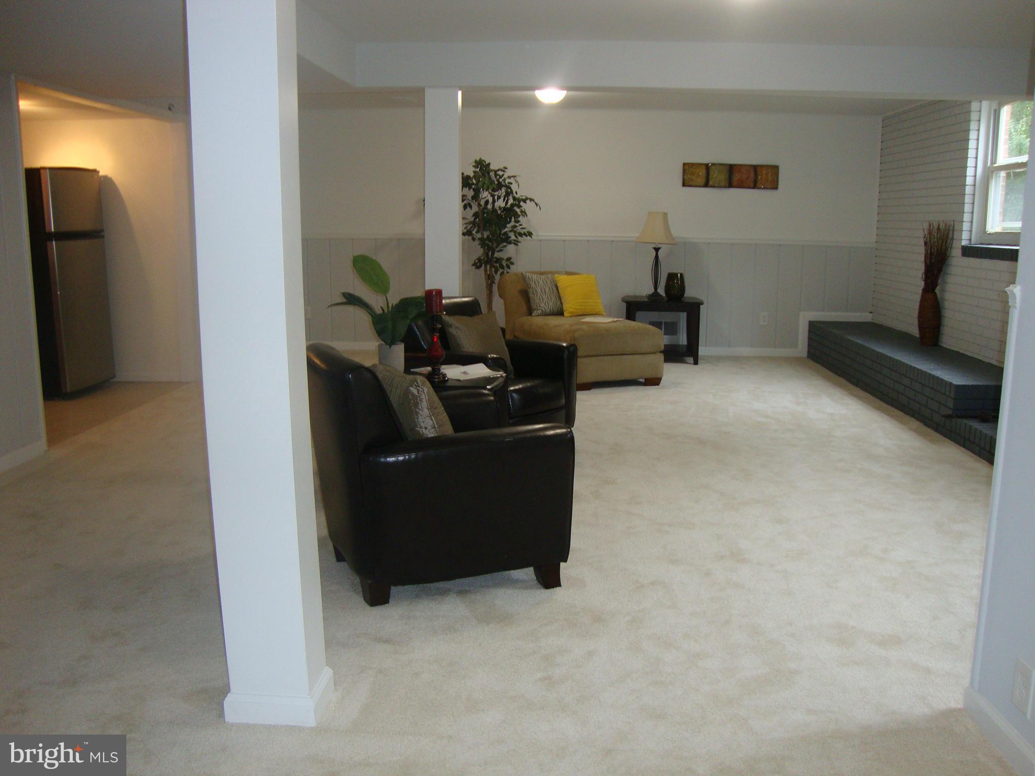 FORT WASHINGTON ESTATES - Residential