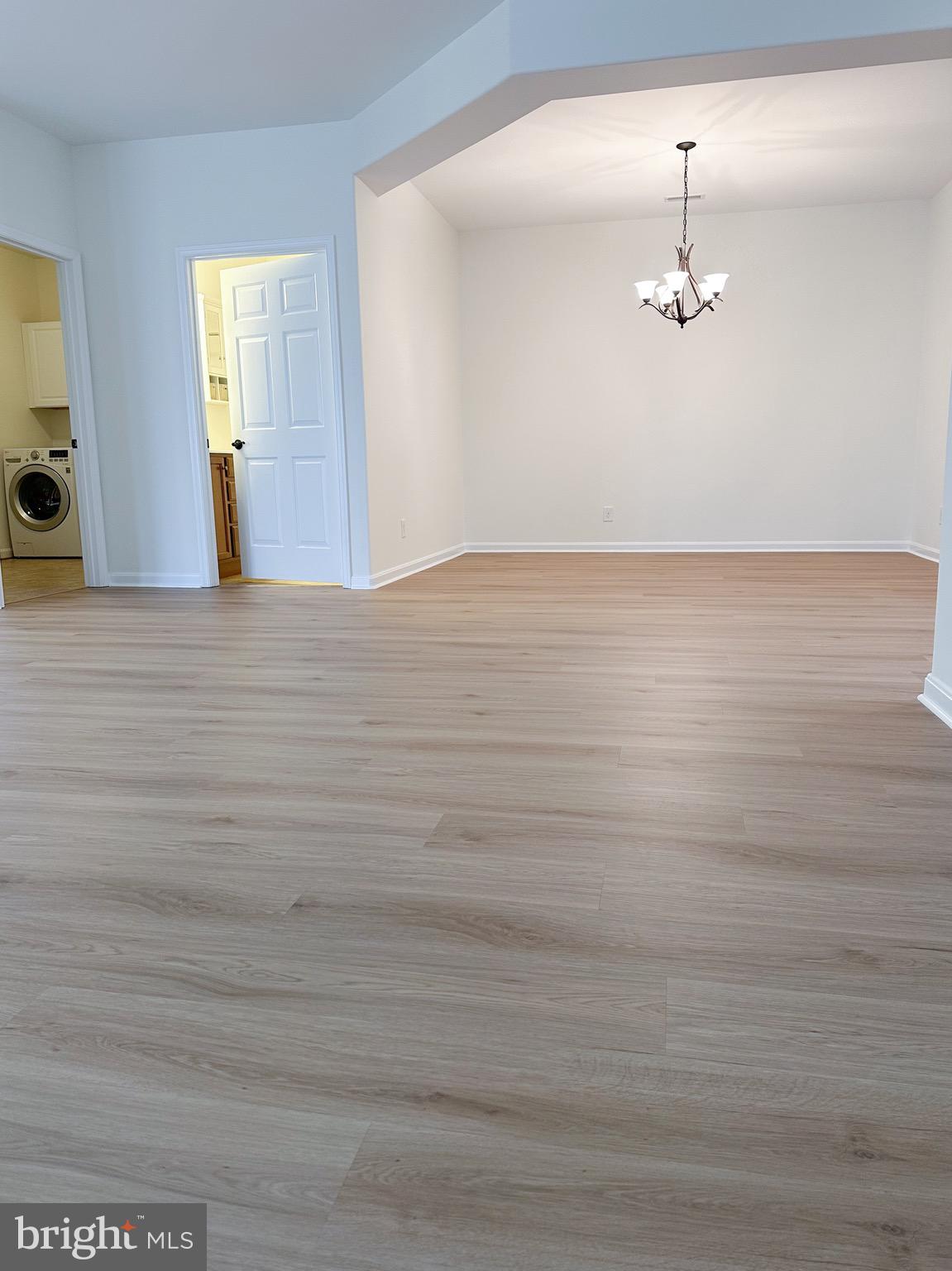 TURNBERRY EAST - Residential Lease