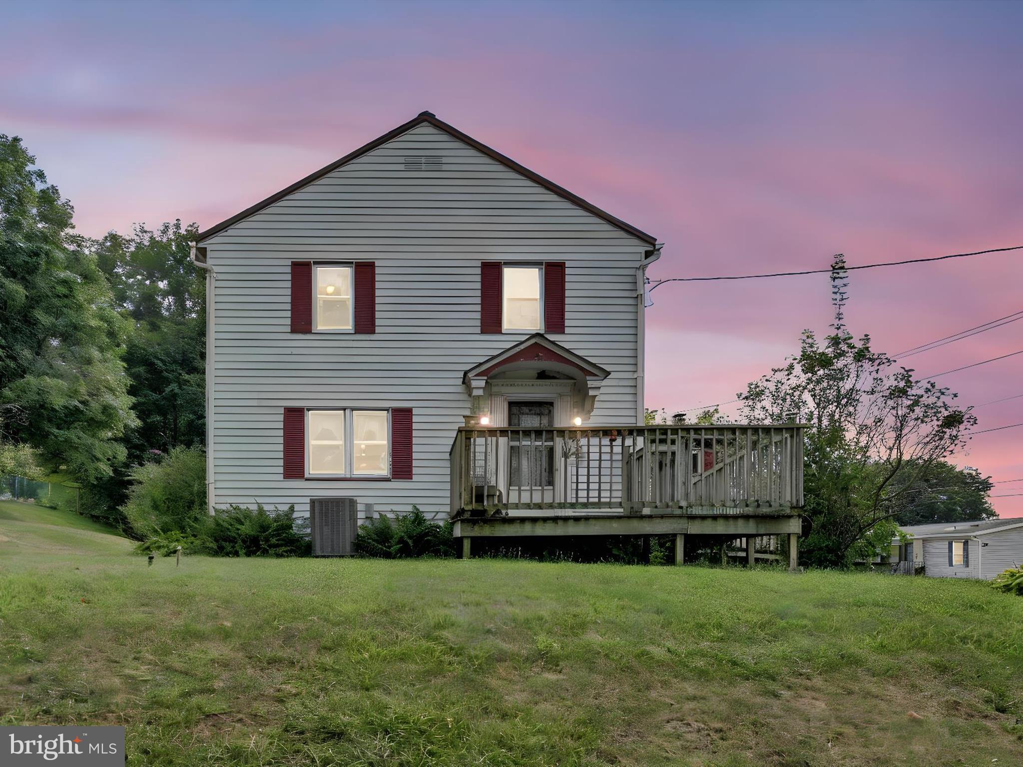 37 SEYMOUR DRIVE