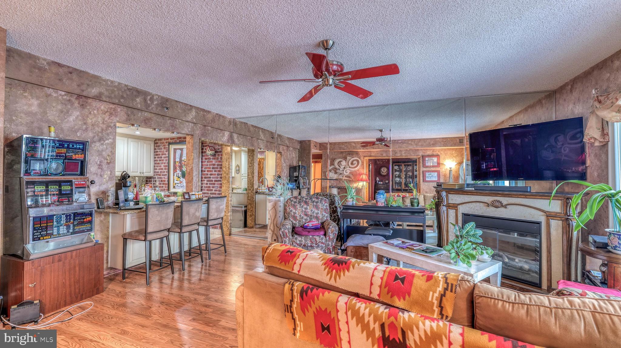 3101 BOARDWALK 3002-2