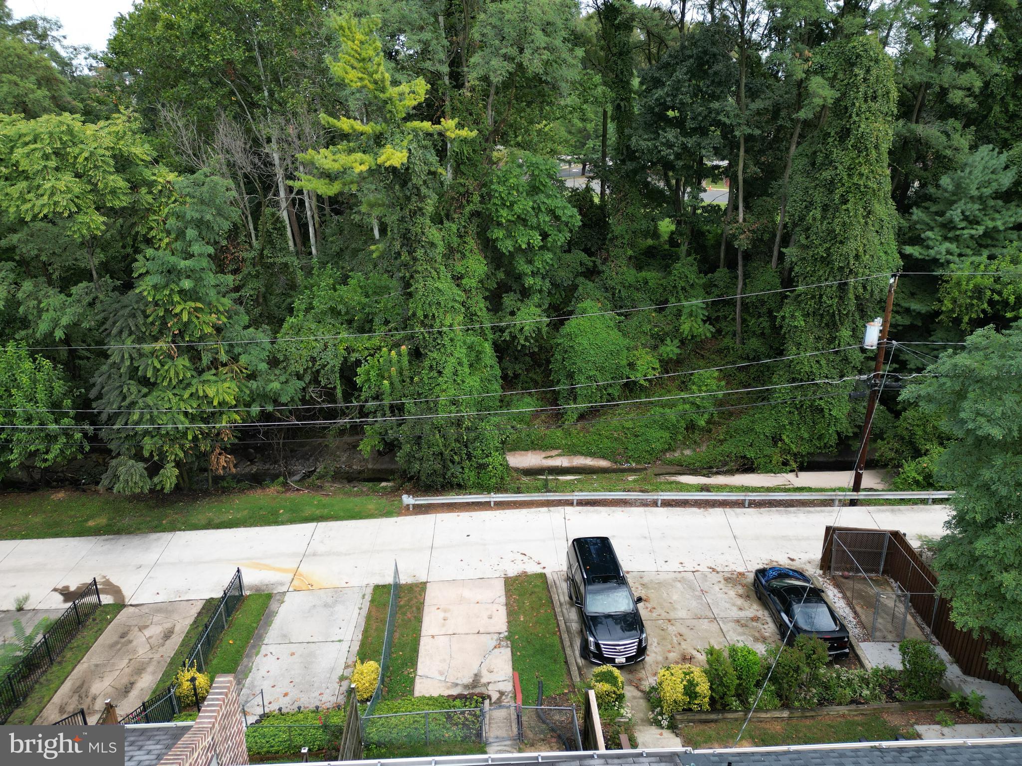 PELHAM WOOD - Residential