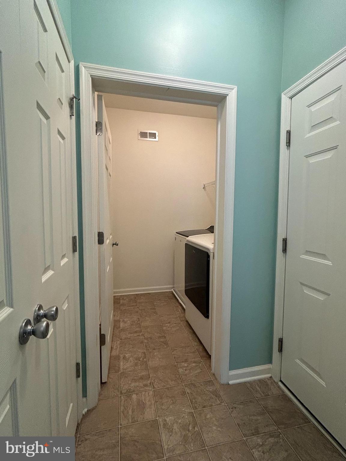 MERIDIAN CROSSING - Residential Lease