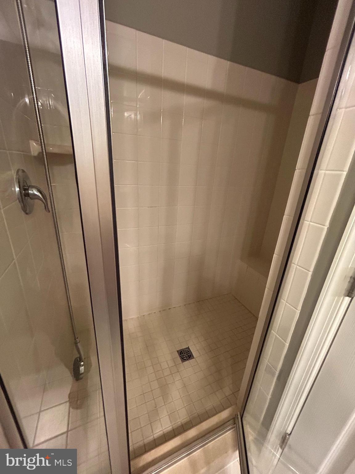 MERIDIAN CROSSING - Residential Lease