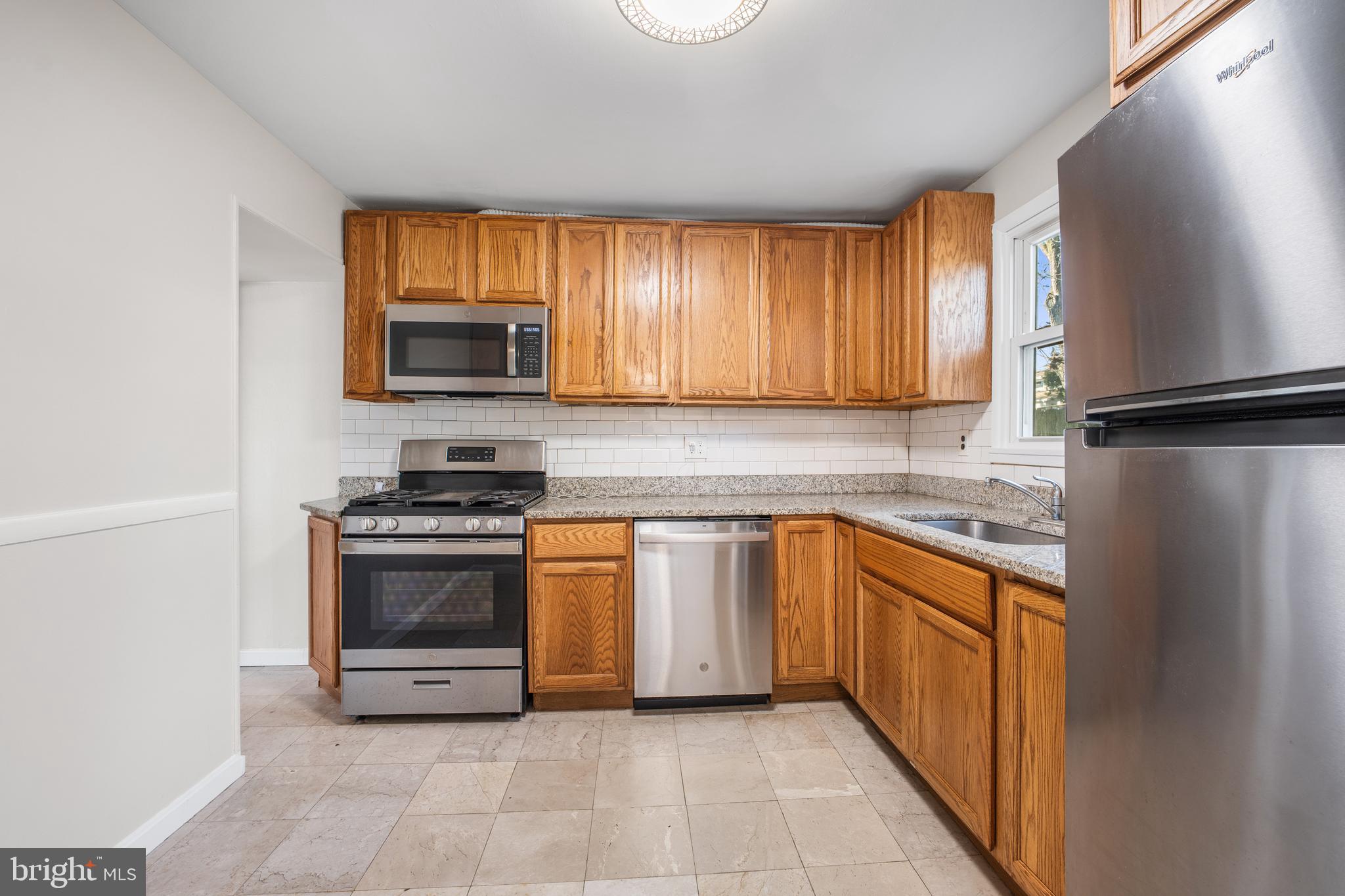 WHEATON WOODS - Residential