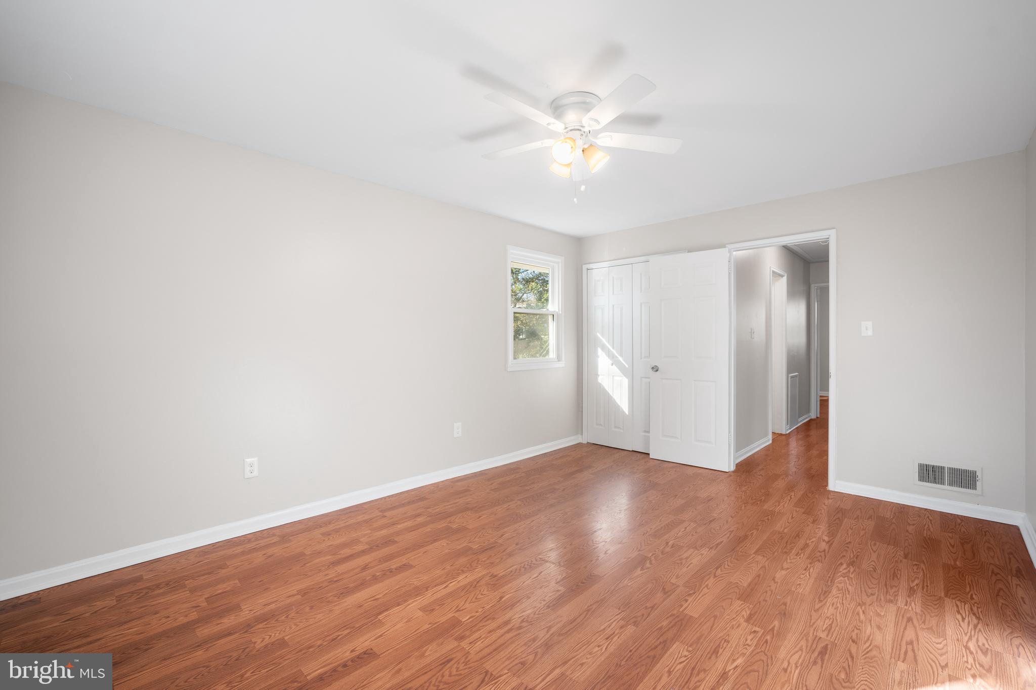 WHEATON WOODS - Residential