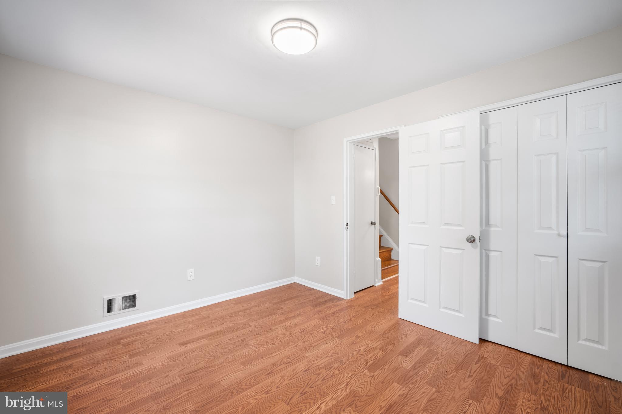 WHEATON WOODS - Residential