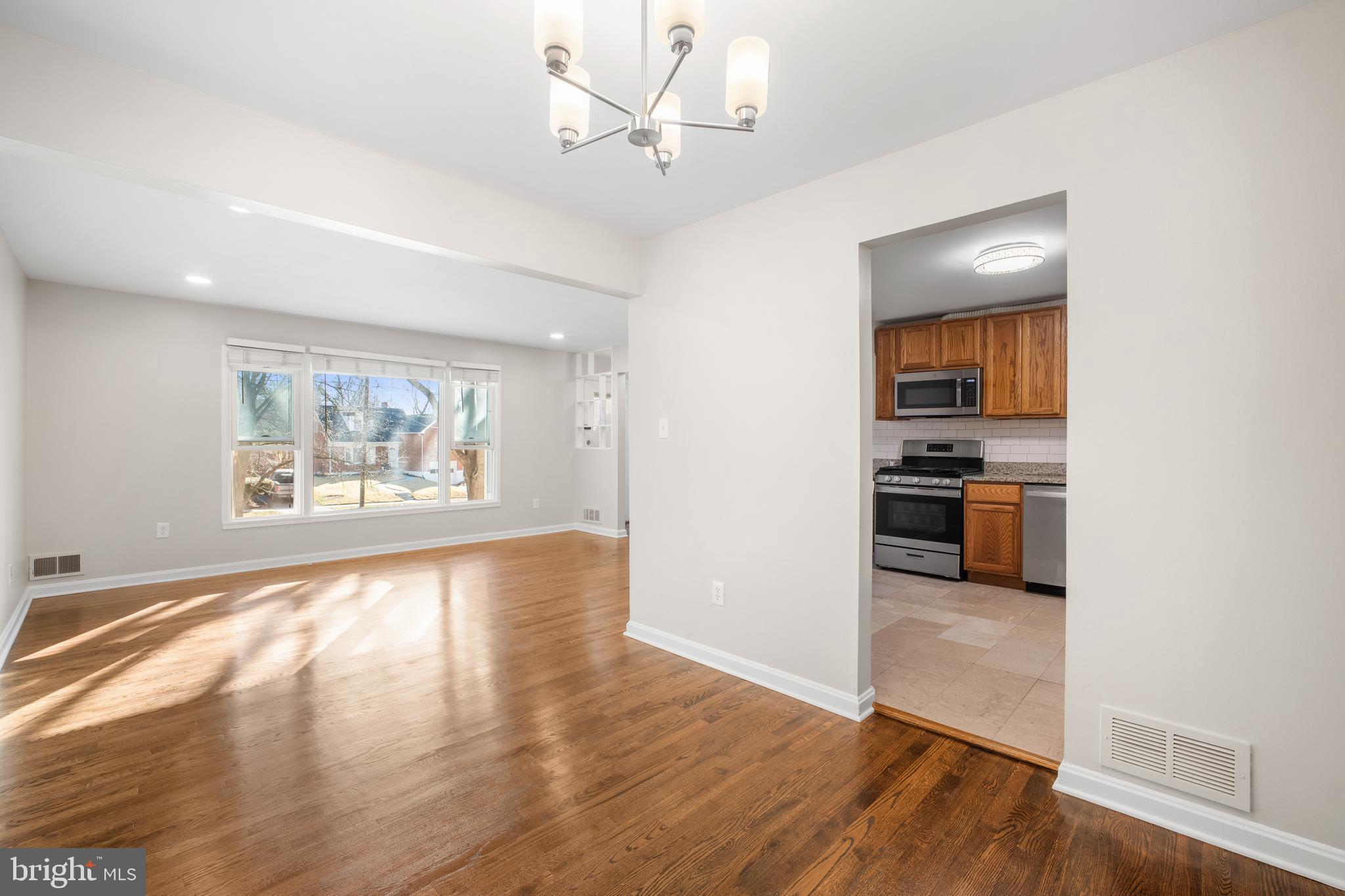 WHEATON WOODS - Residential