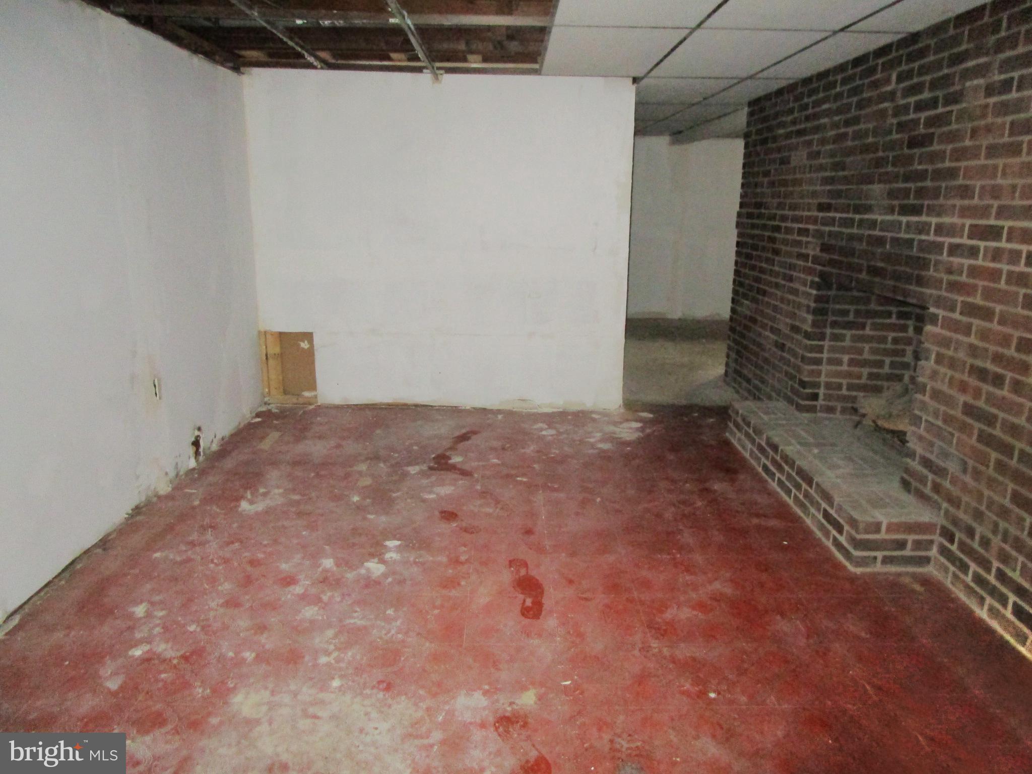 WEST HALETHORPE - Residential