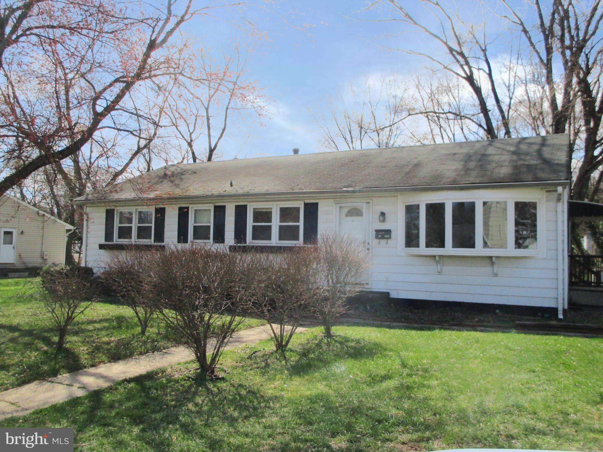 WEST HALETHORPE - Residential