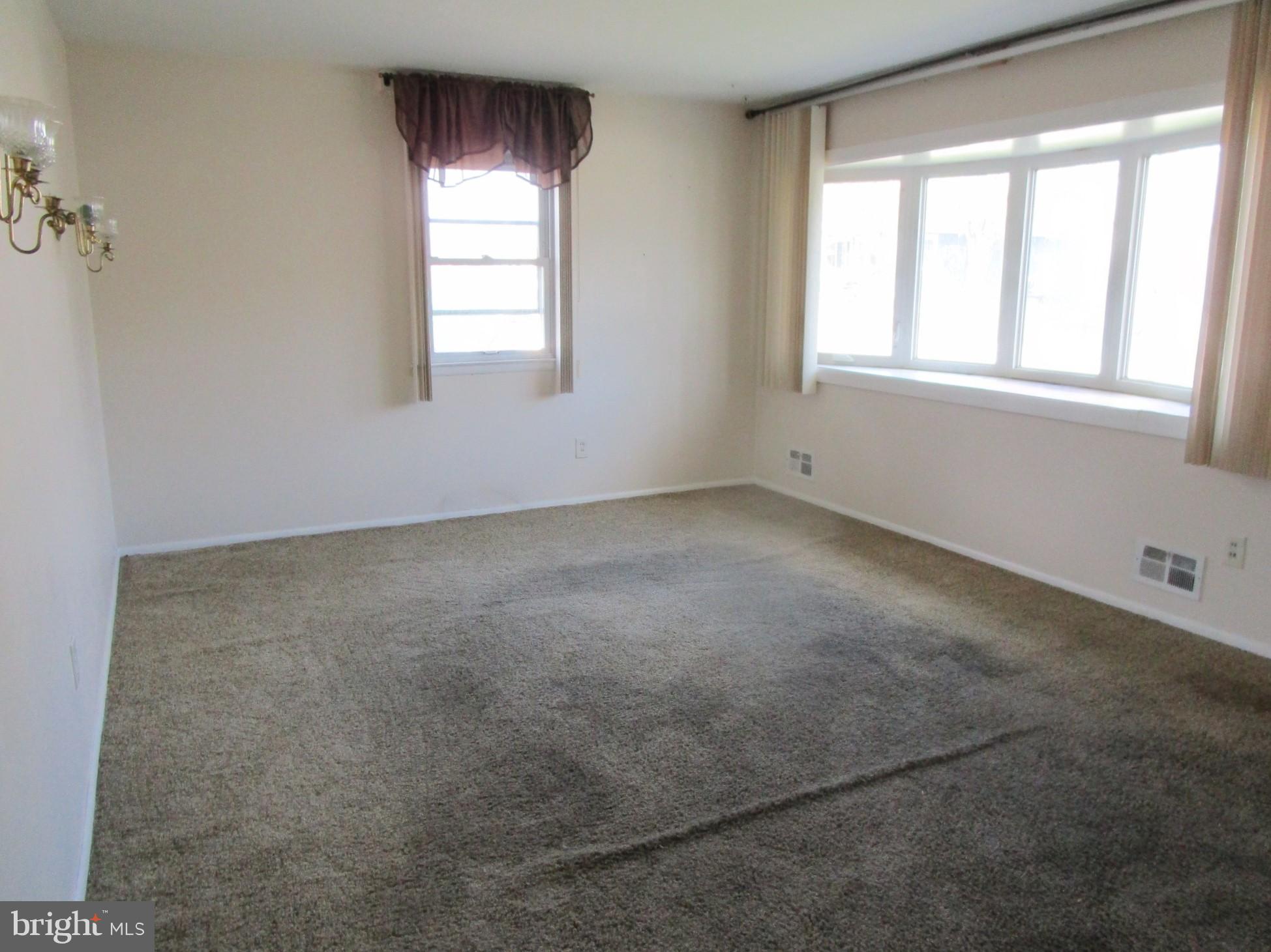 WEST HALETHORPE - Residential