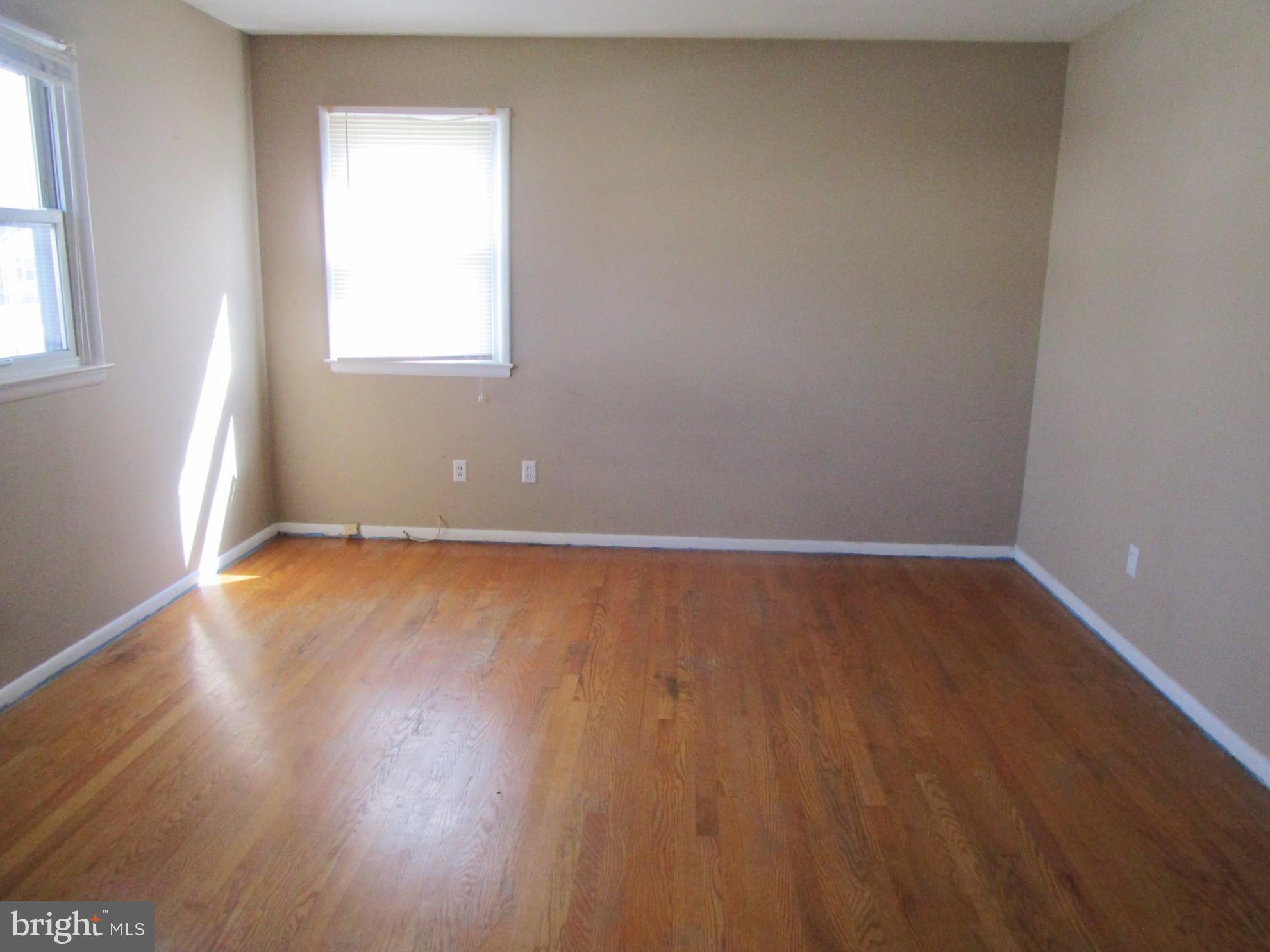 WEST HALETHORPE - Residential