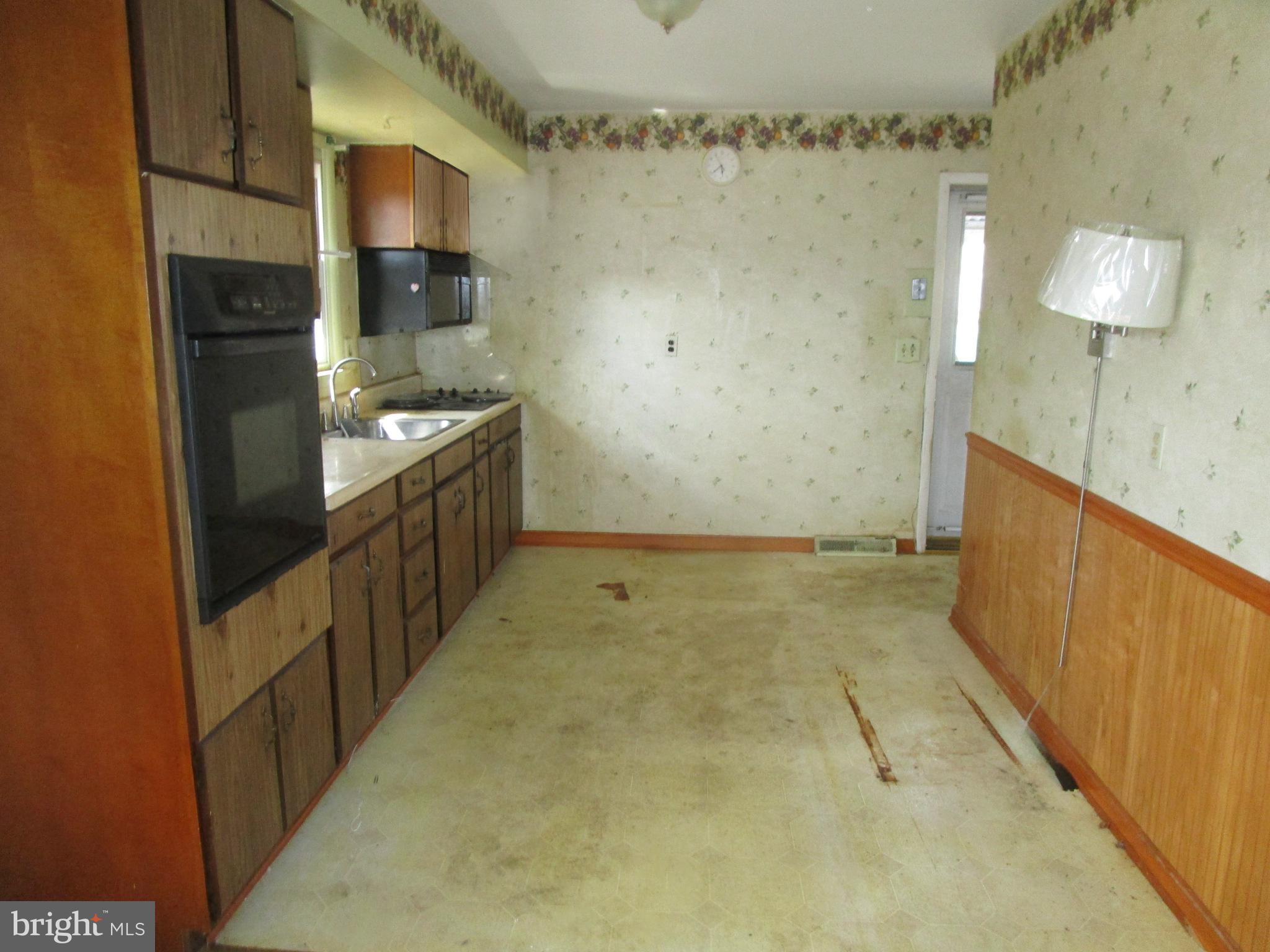 WEST HALETHORPE - Residential