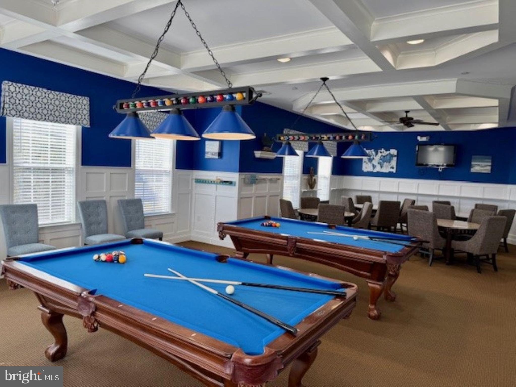 CHAMPIONS CLUB - Residential