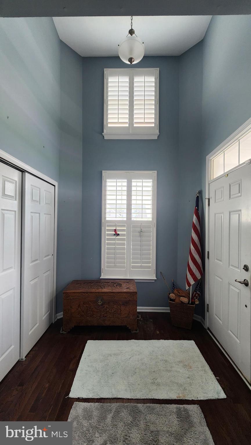 CHAMPIONS CLUB - Residential