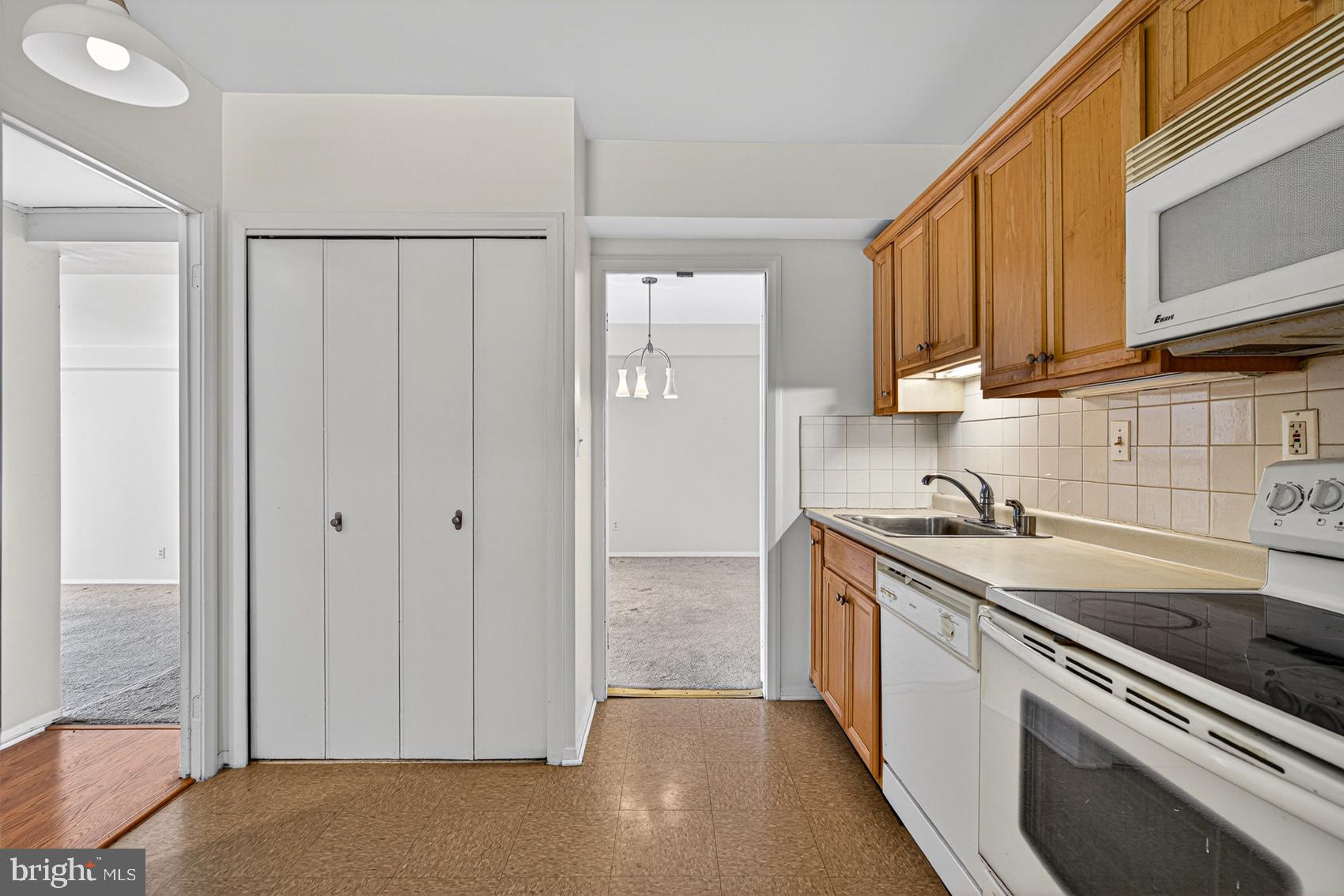 UPPER PARK HEIGHTS - Residential