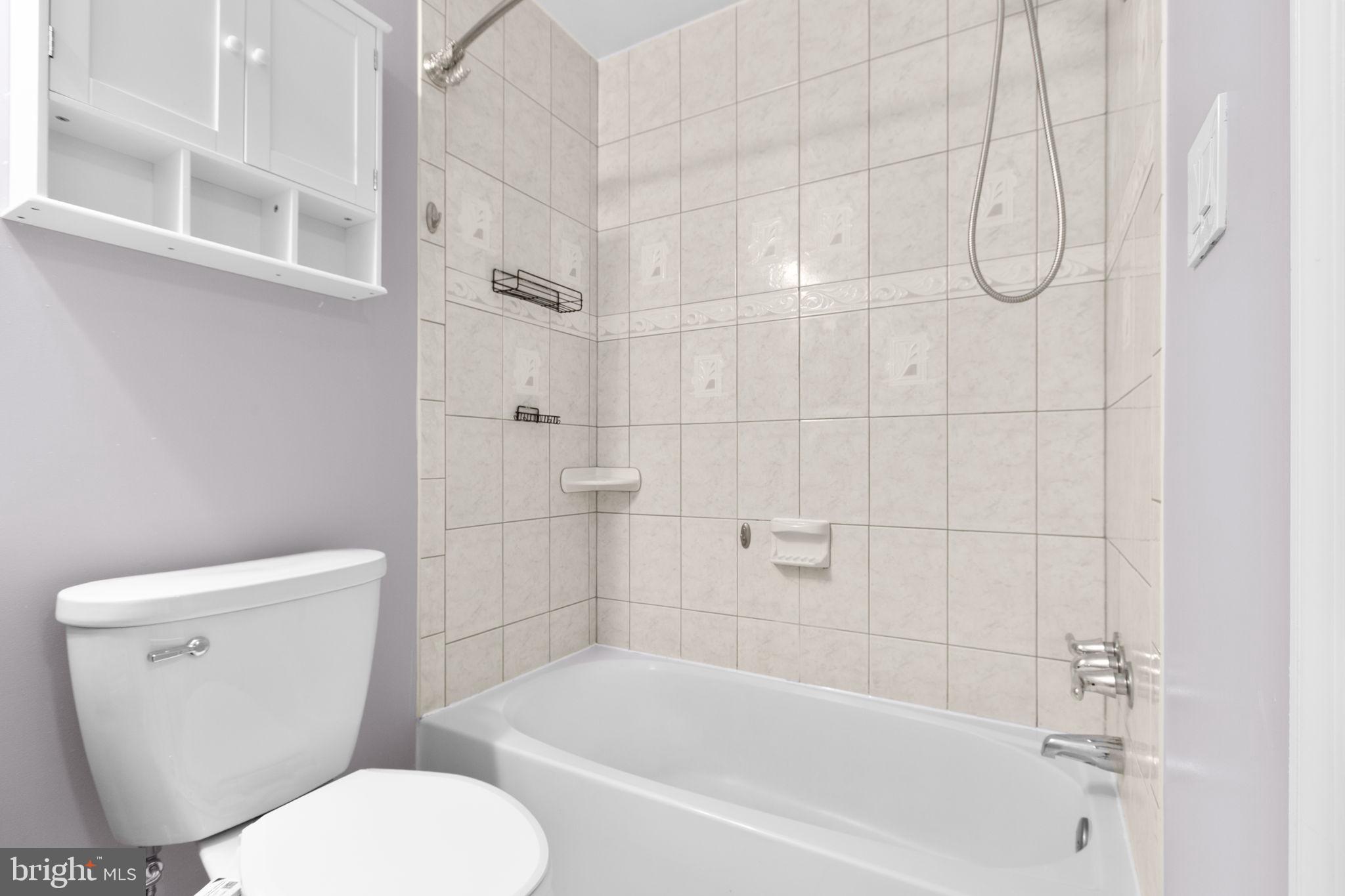 BREEZEWOOD FOREST - Residential