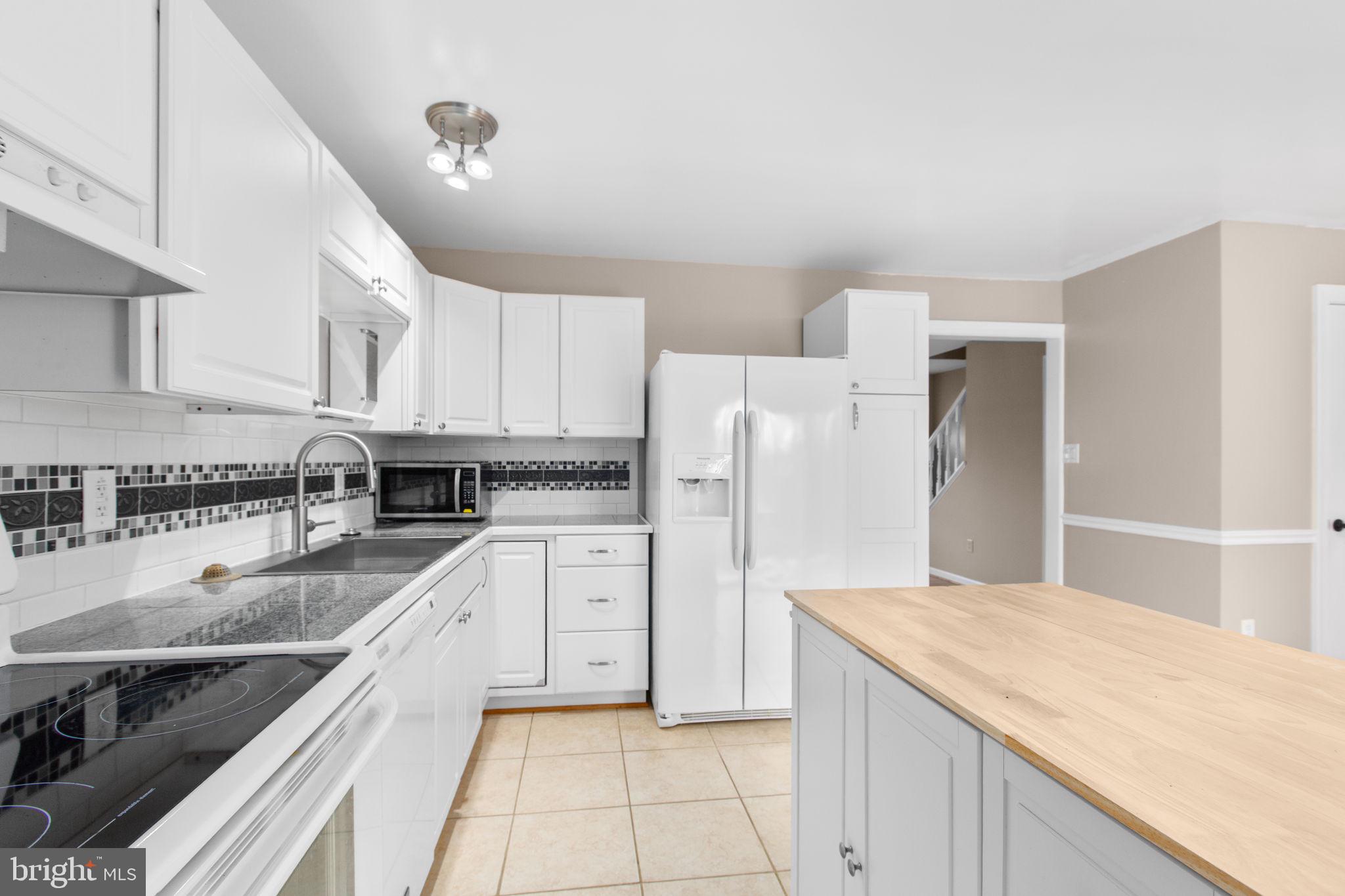 BREEZEWOOD FOREST - Residential