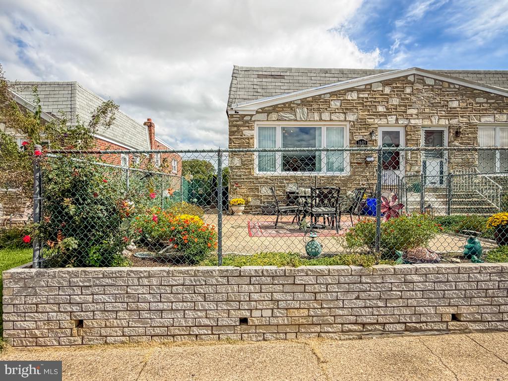 1609 PLACID STREET