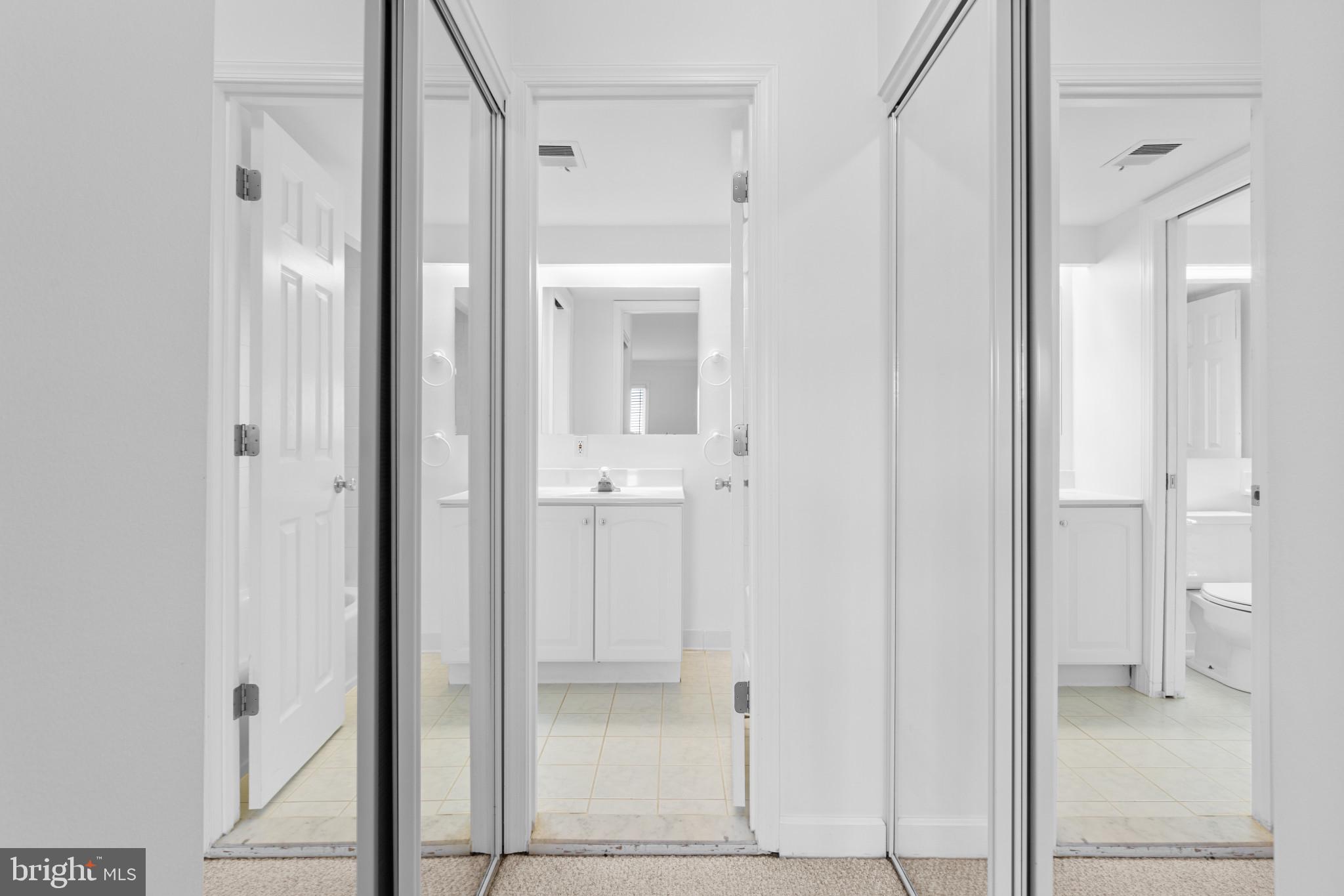 THE POINT CONDO - Residential Lease