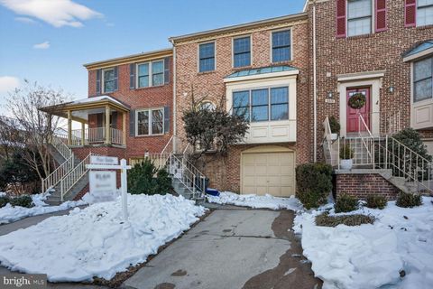 Property photo of 8408 Millwood Drive, Springfield, VA 22152