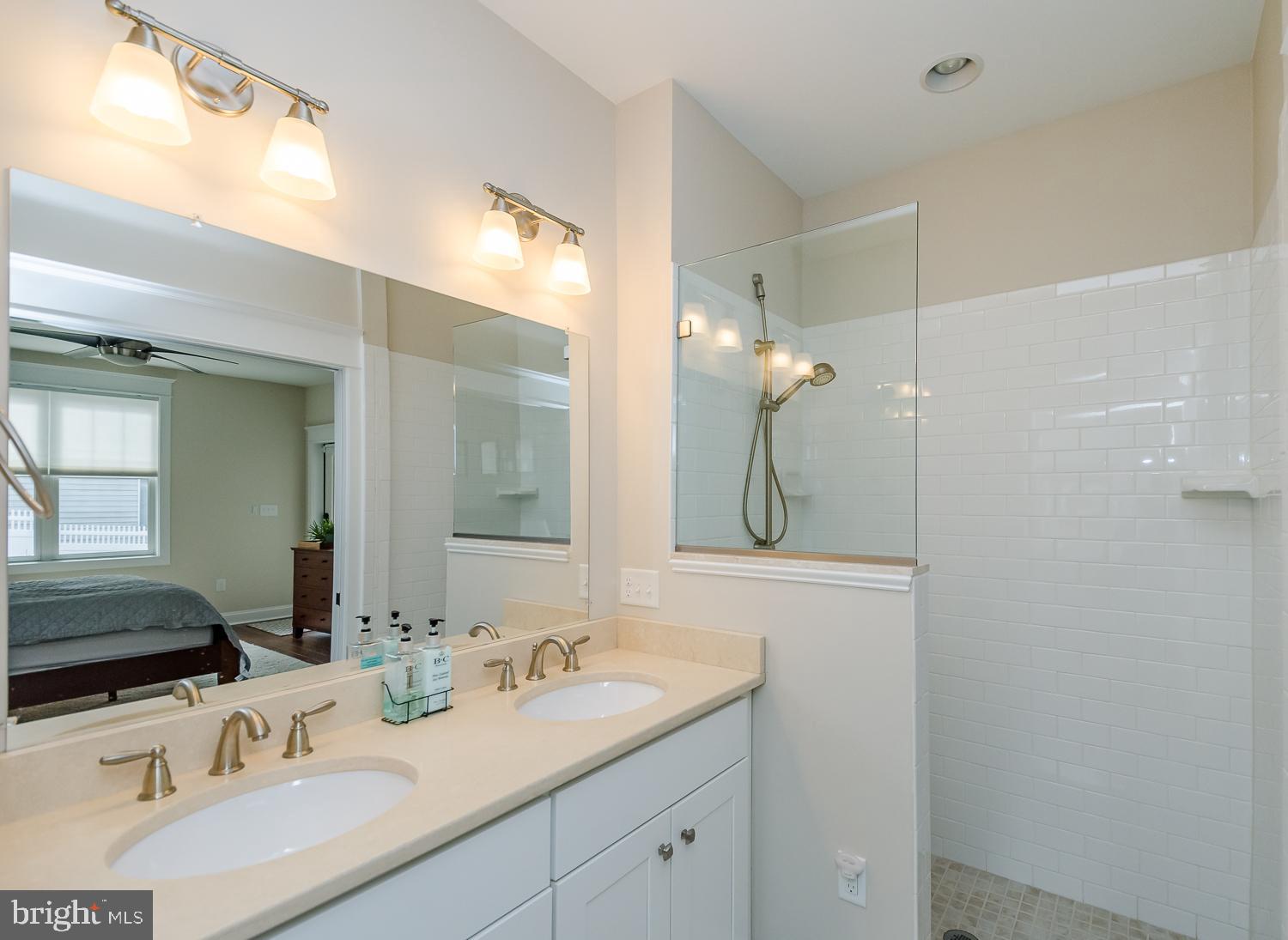 BAY RIDGE - Residential