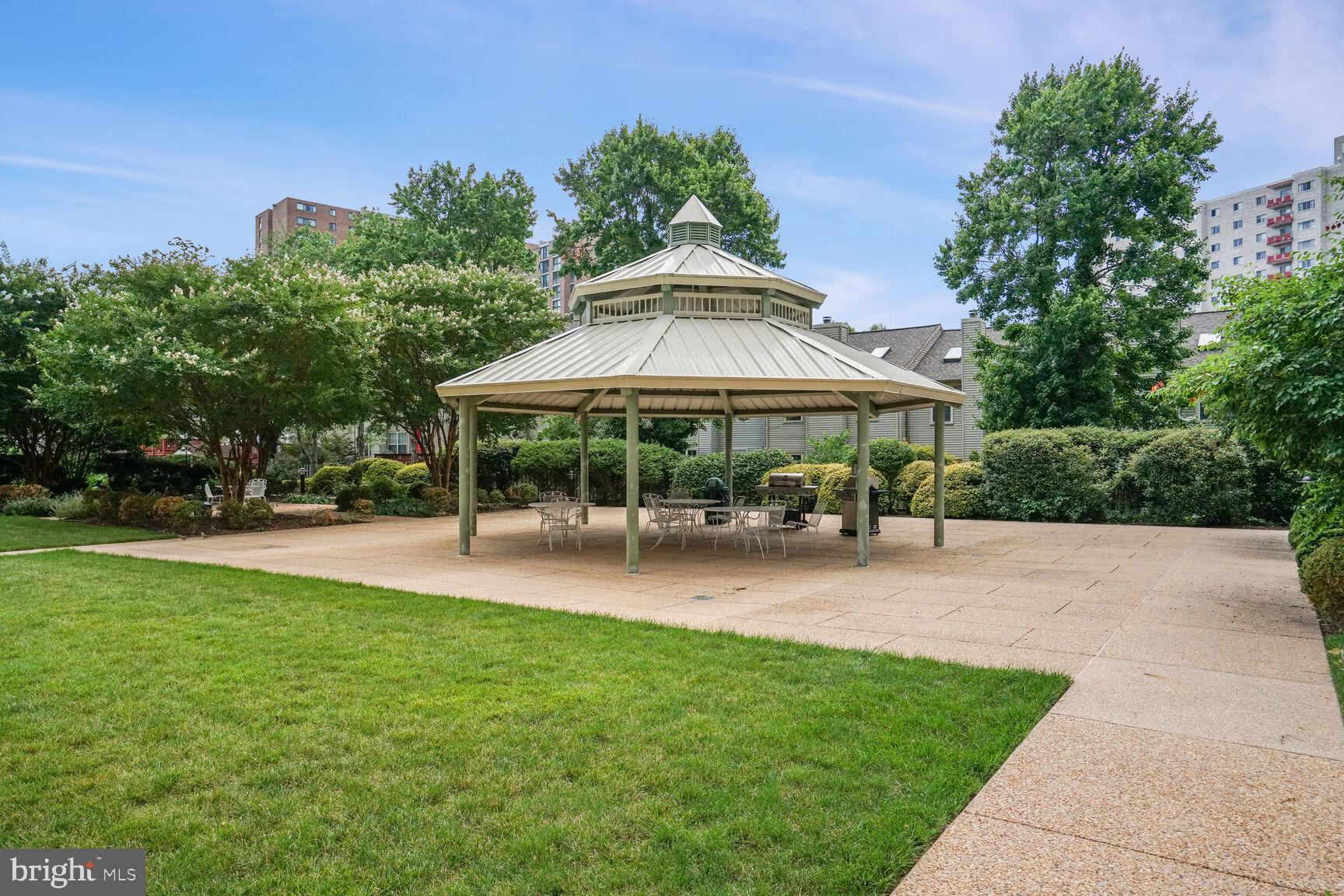 GREENHOUSE - Residential