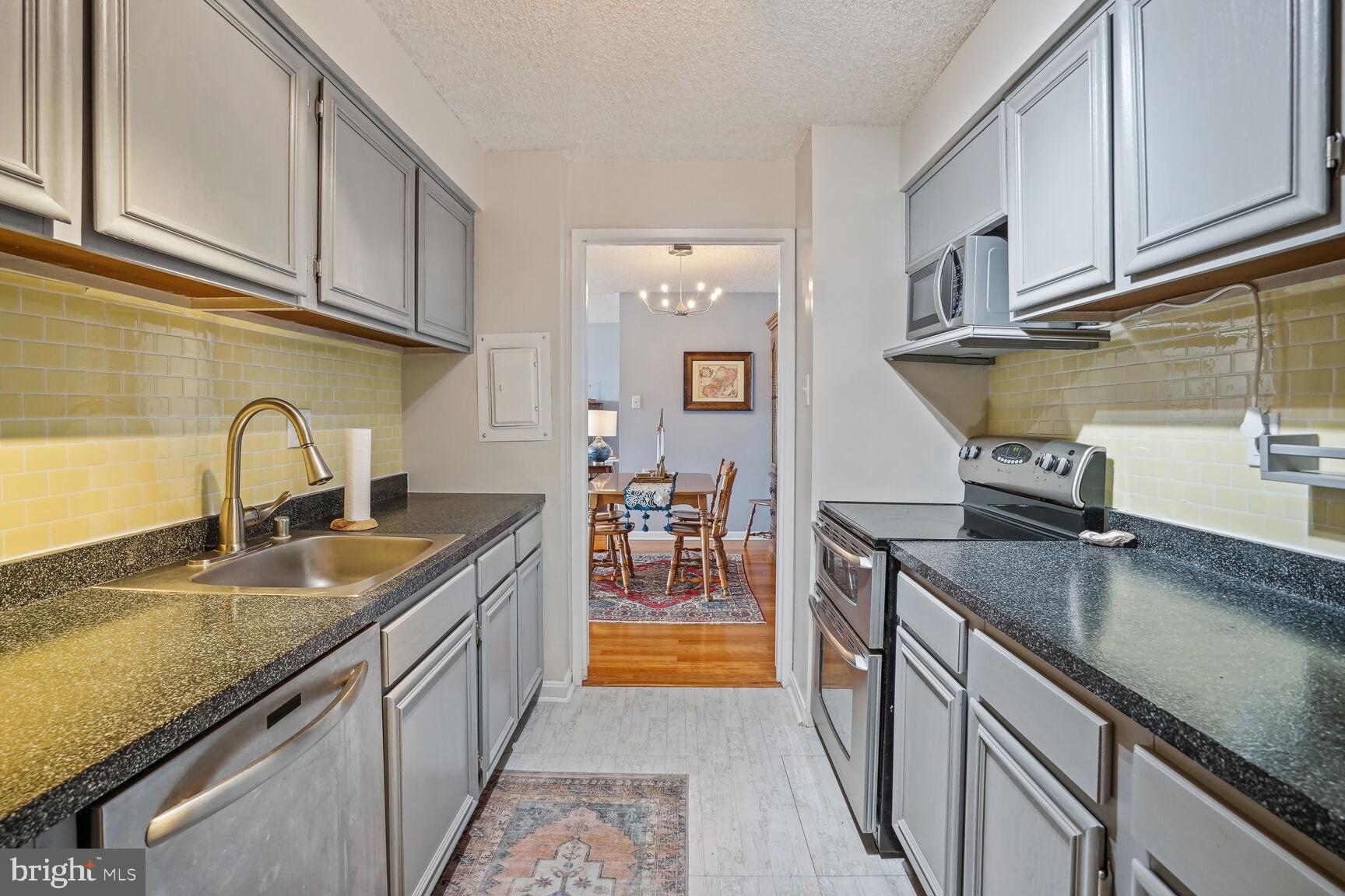 GREENHOUSE - Residential