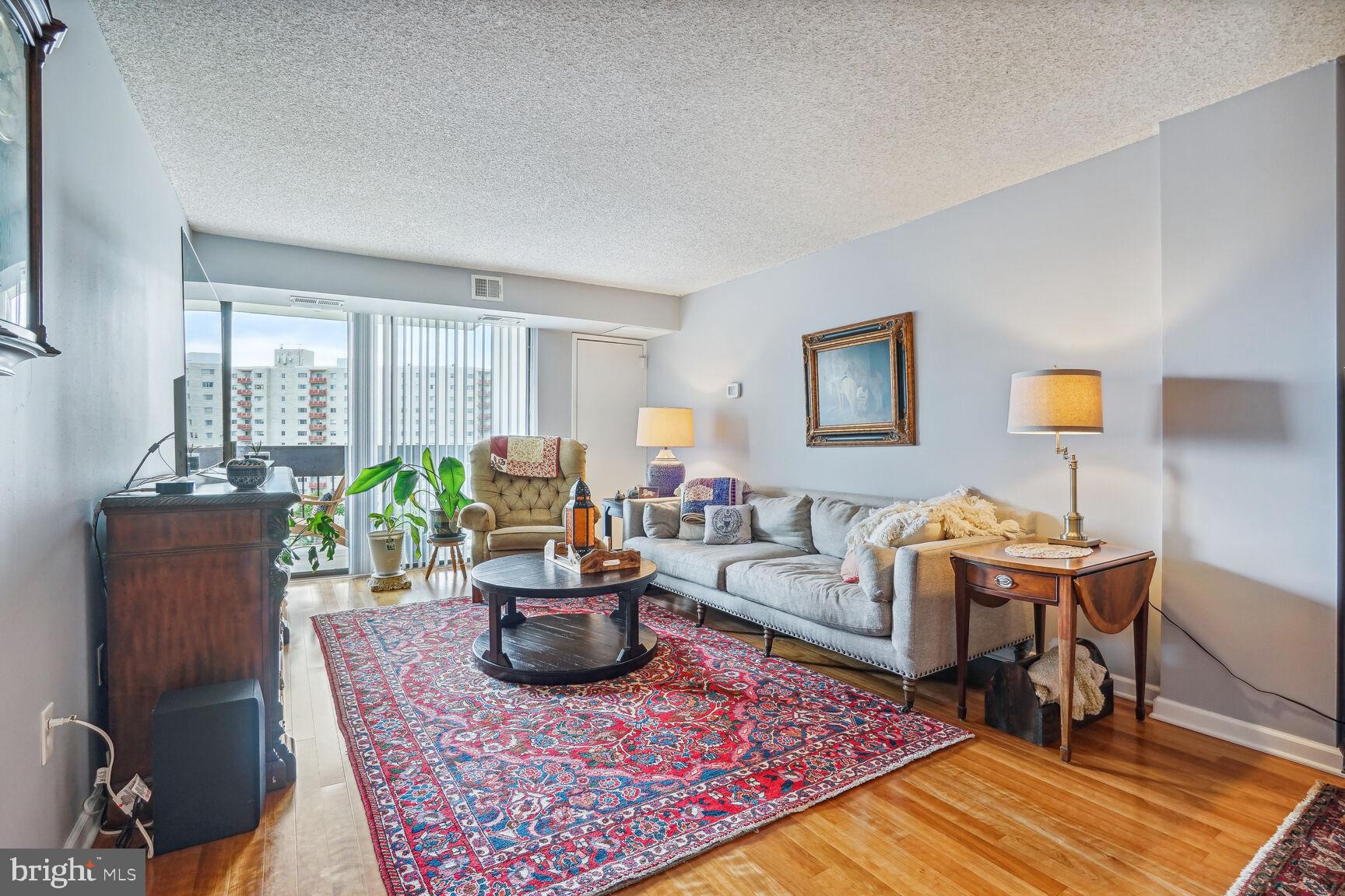 GREENHOUSE - Residential