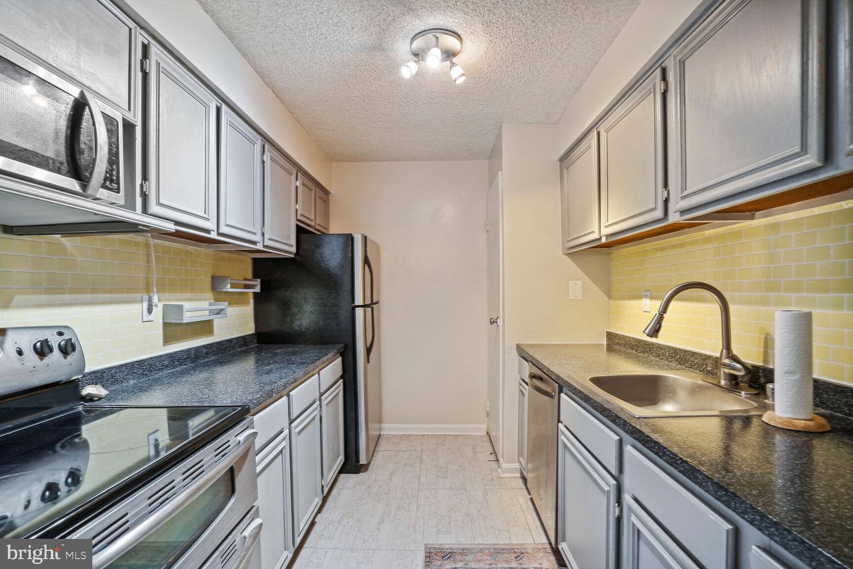 GREENHOUSE - Residential