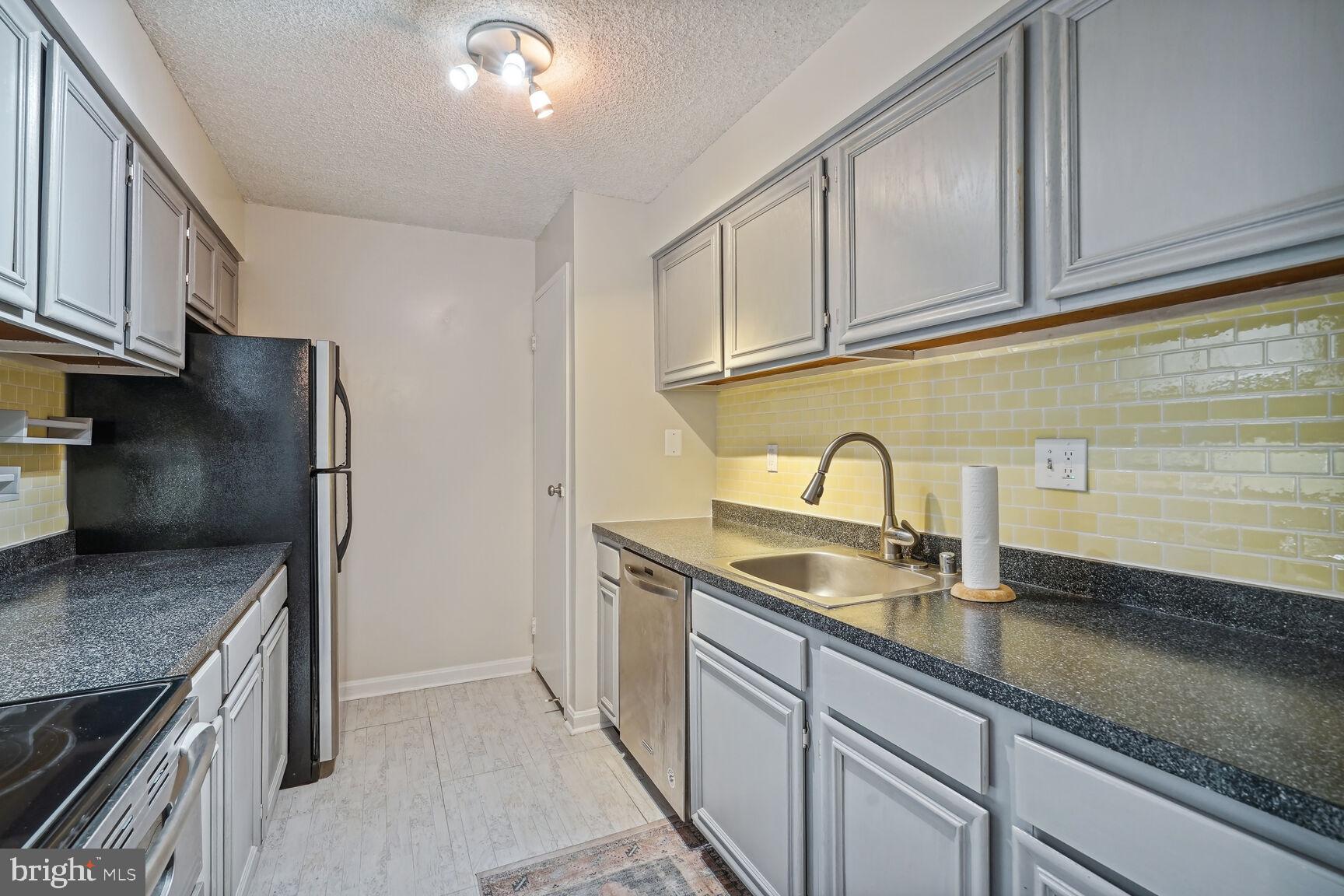 GREENHOUSE - Residential