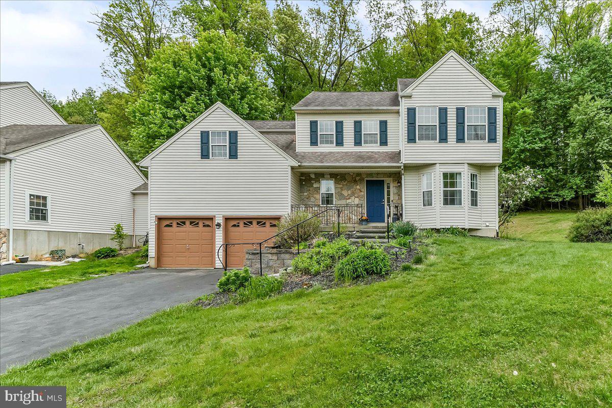 GARNET HILLS - Residential