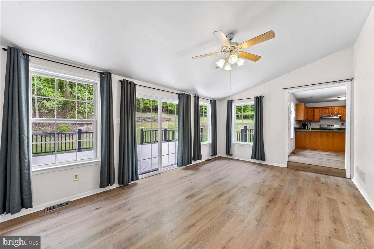 GARNET HILLS - Residential