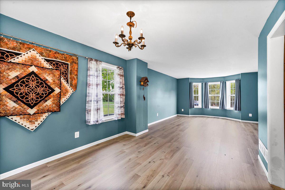 GARNET HILLS - Residential